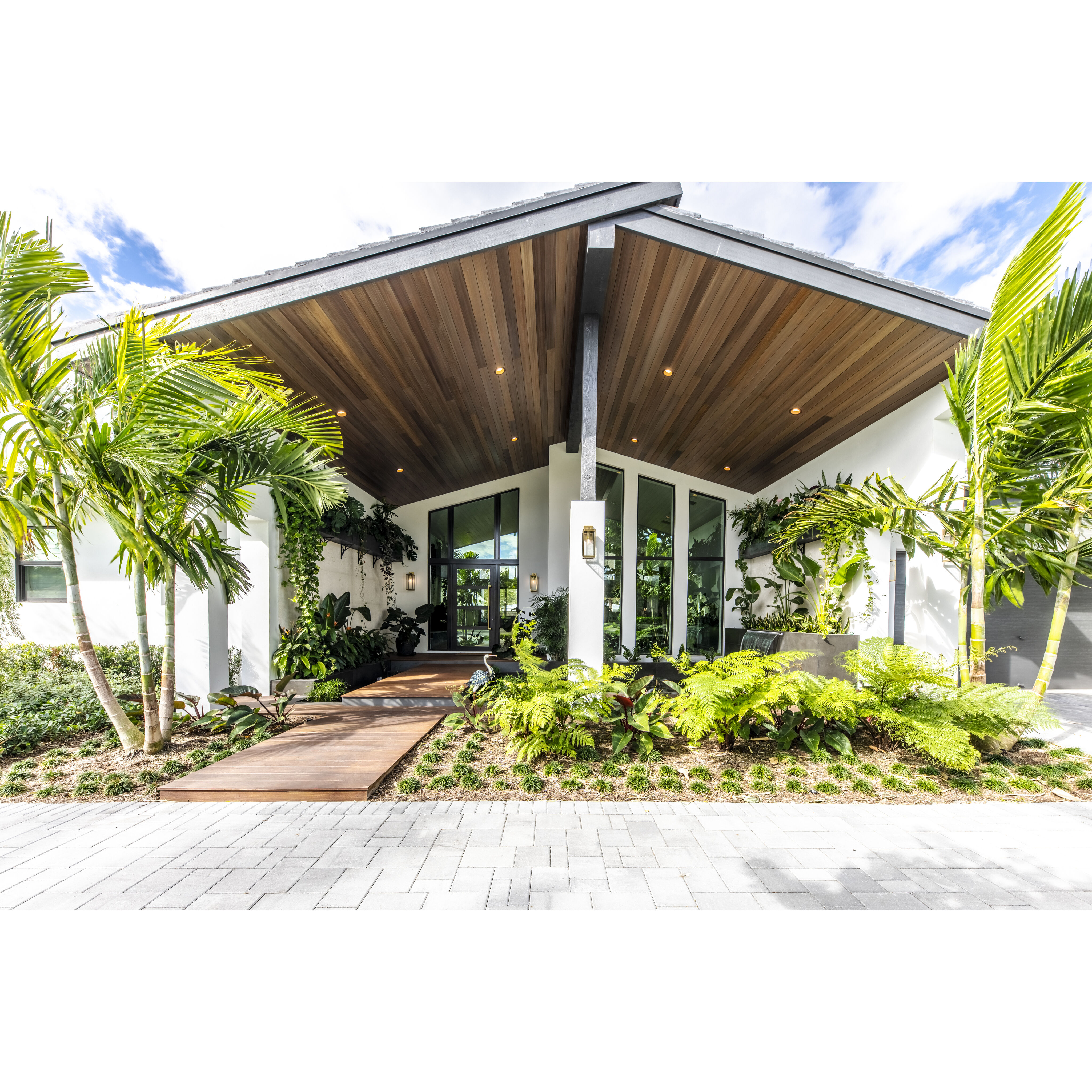 Westover 1 Light 20 inch Antique Brass Outdoor Wall Lantern