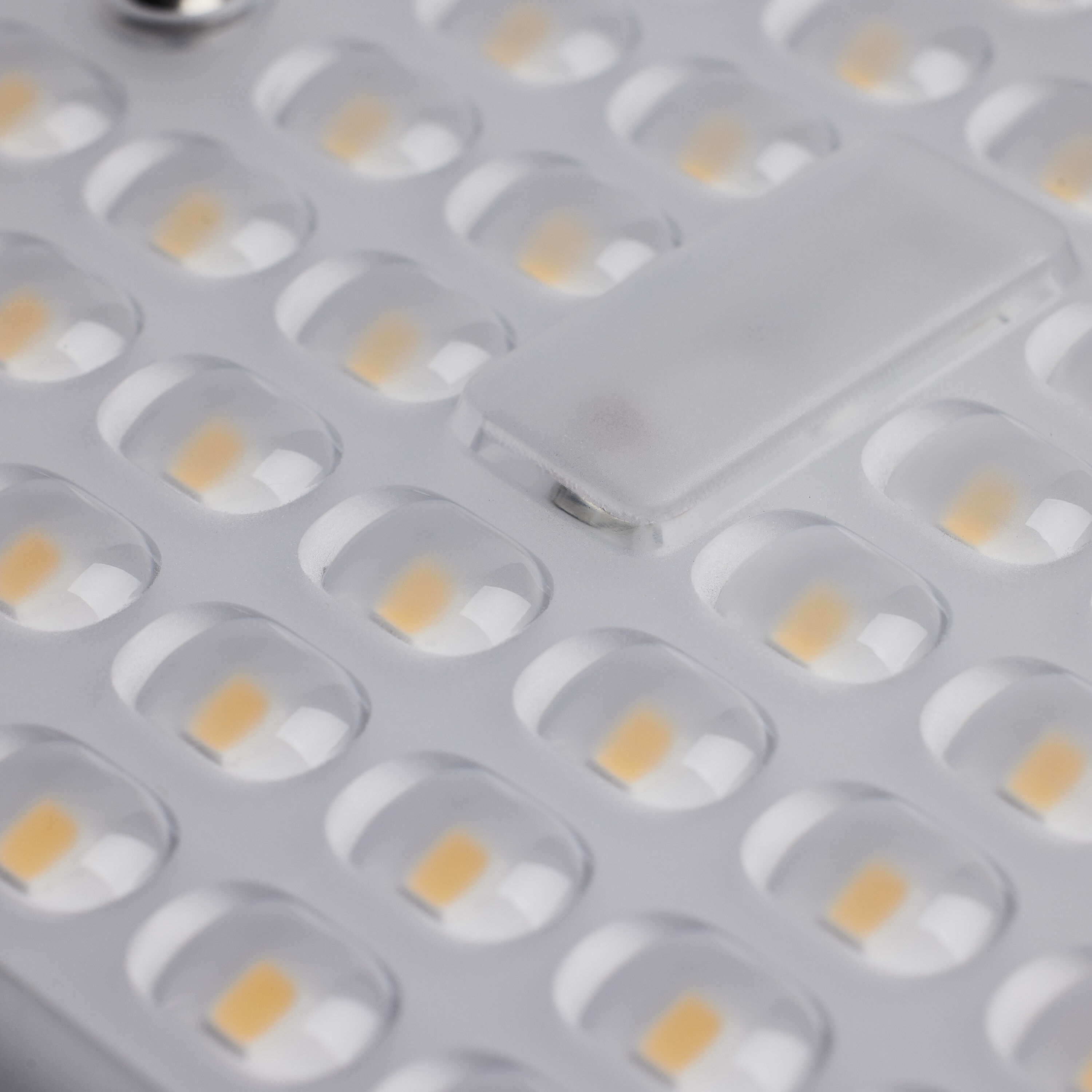 Brentwood 277V 70.00 watt Bronze Landscape Flood Light