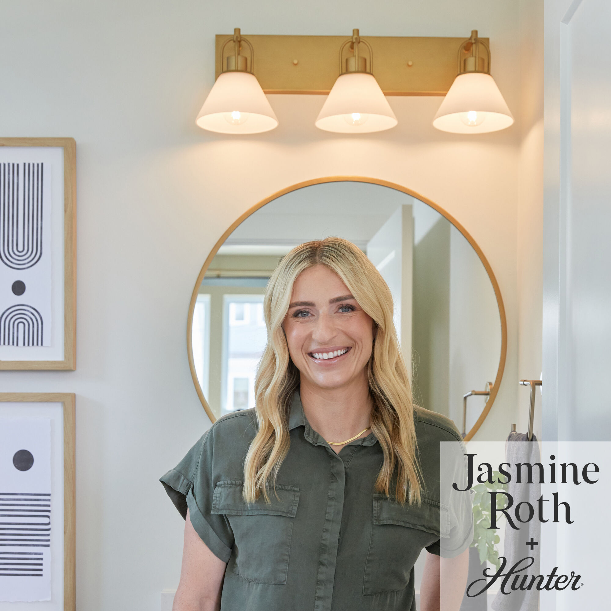 Carrington Isle 3 Light 27.25 inch Luxe Gold Vanity Light Wall Light