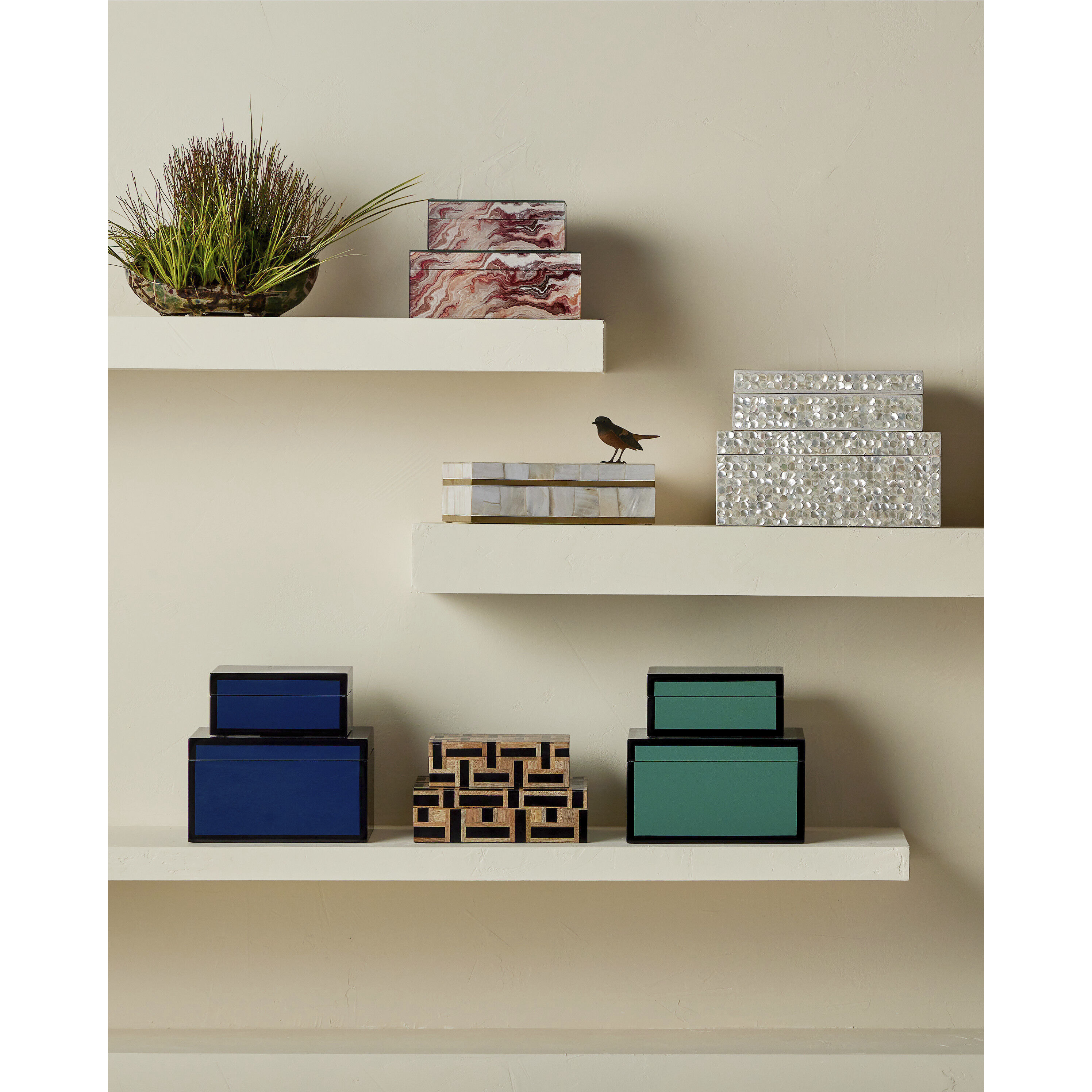 Lacquer 10.25 inch Green/Black Boxes, Set of 2