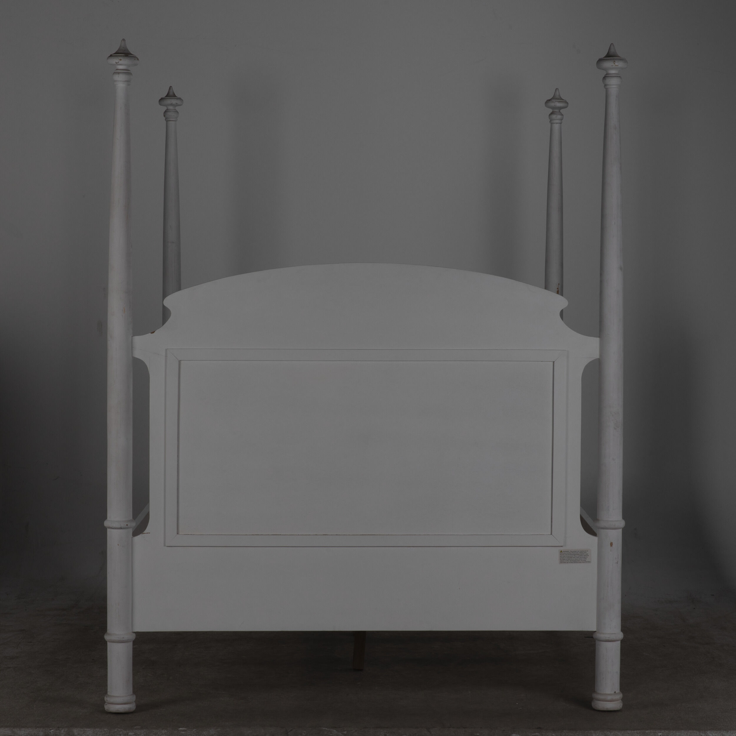 Bachelor White Wash Bed, Queen