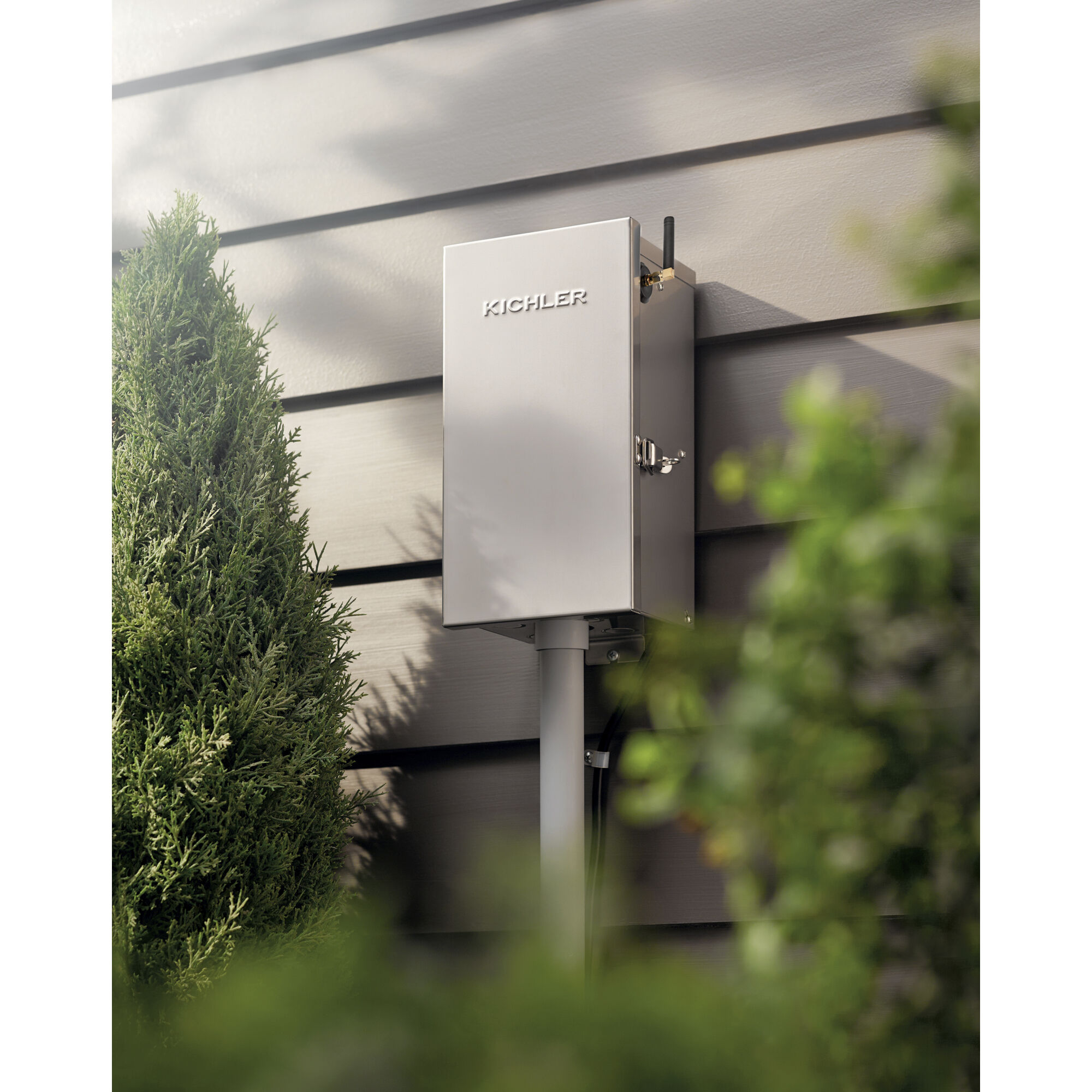 Independence 120 Black Material (Not Painted) Landscape 12V Accessory