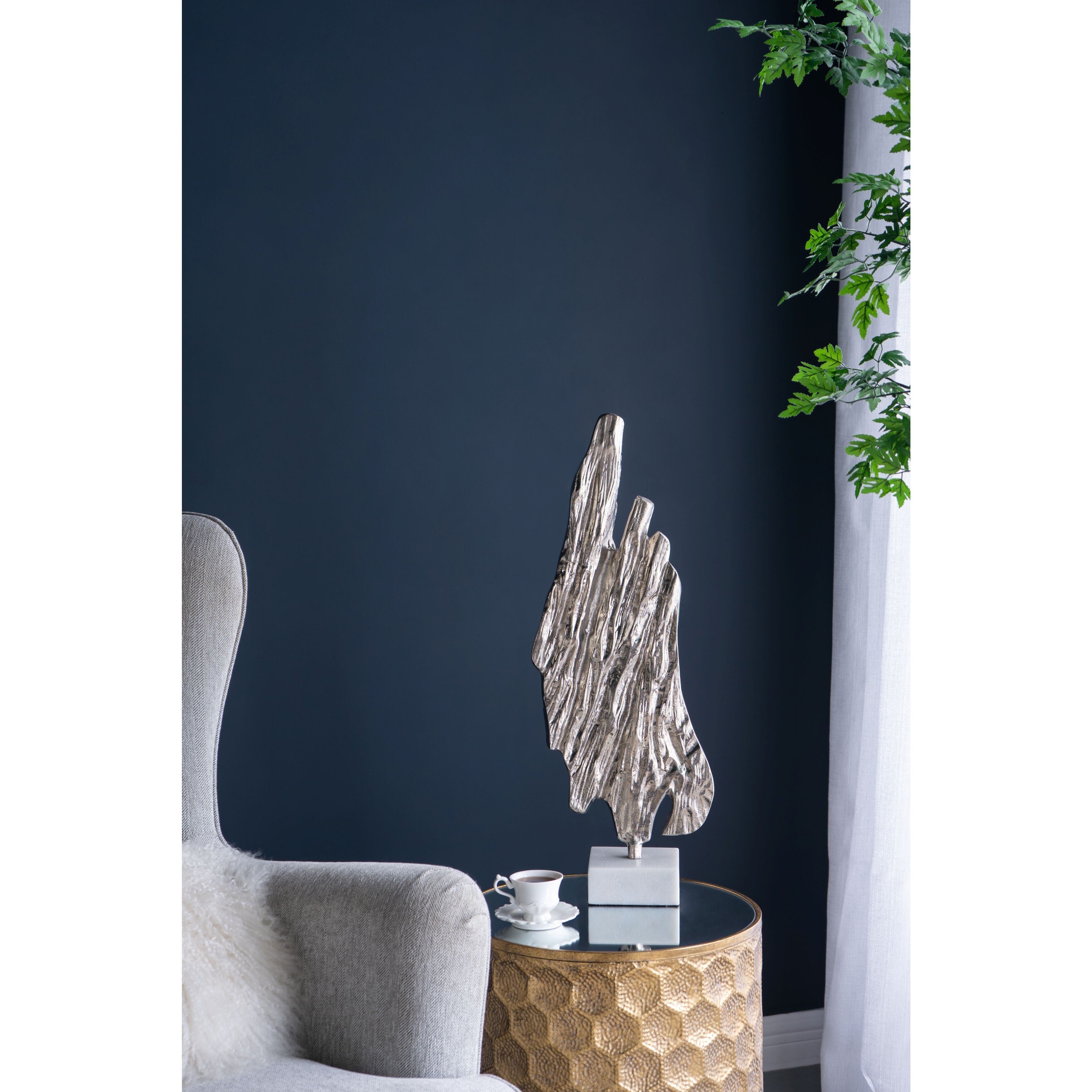 Easley Silver/White Statuaries