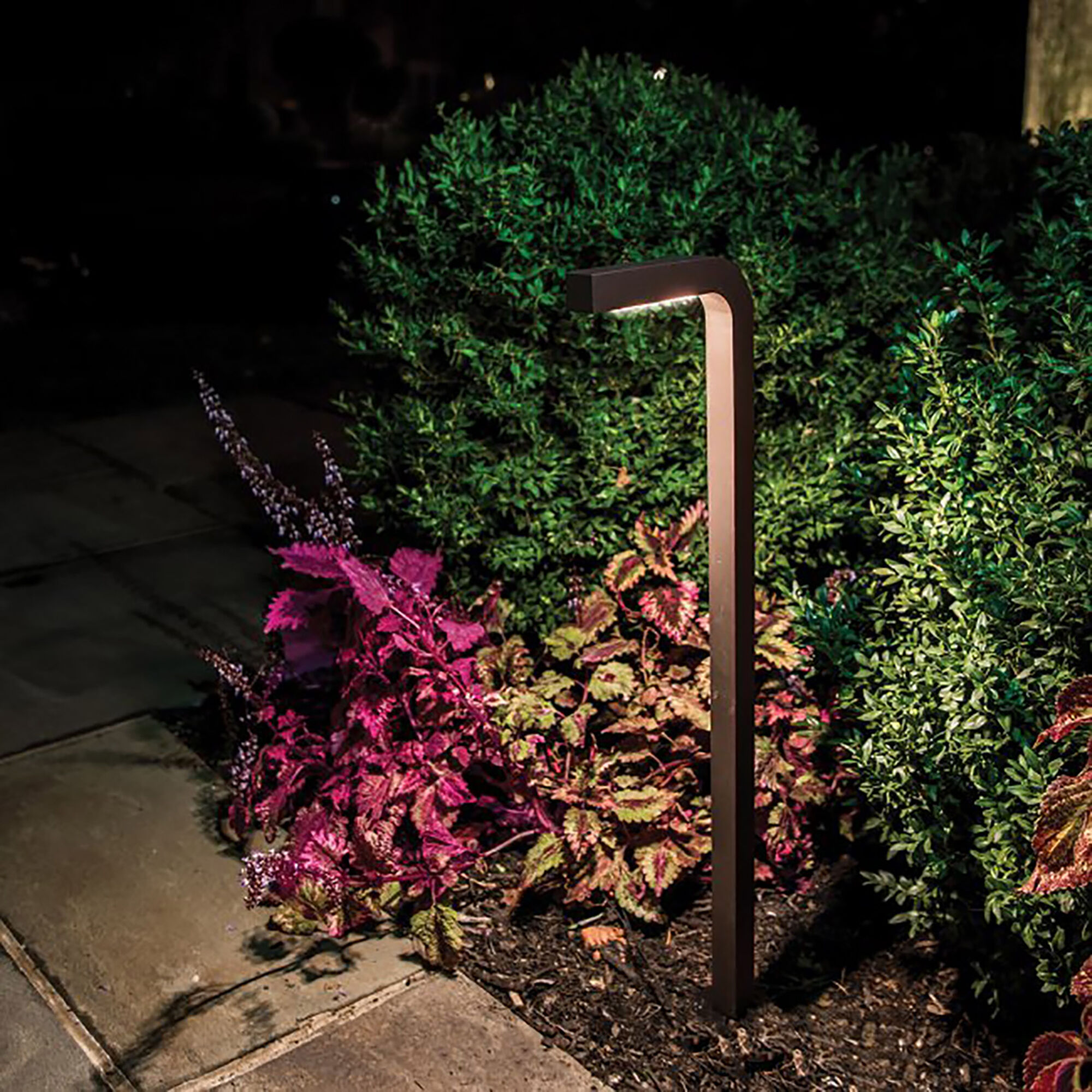 Balance 12 6.5 watt Bronze Path Lighting in 3000K, Path and Area Light, WAC Landscape