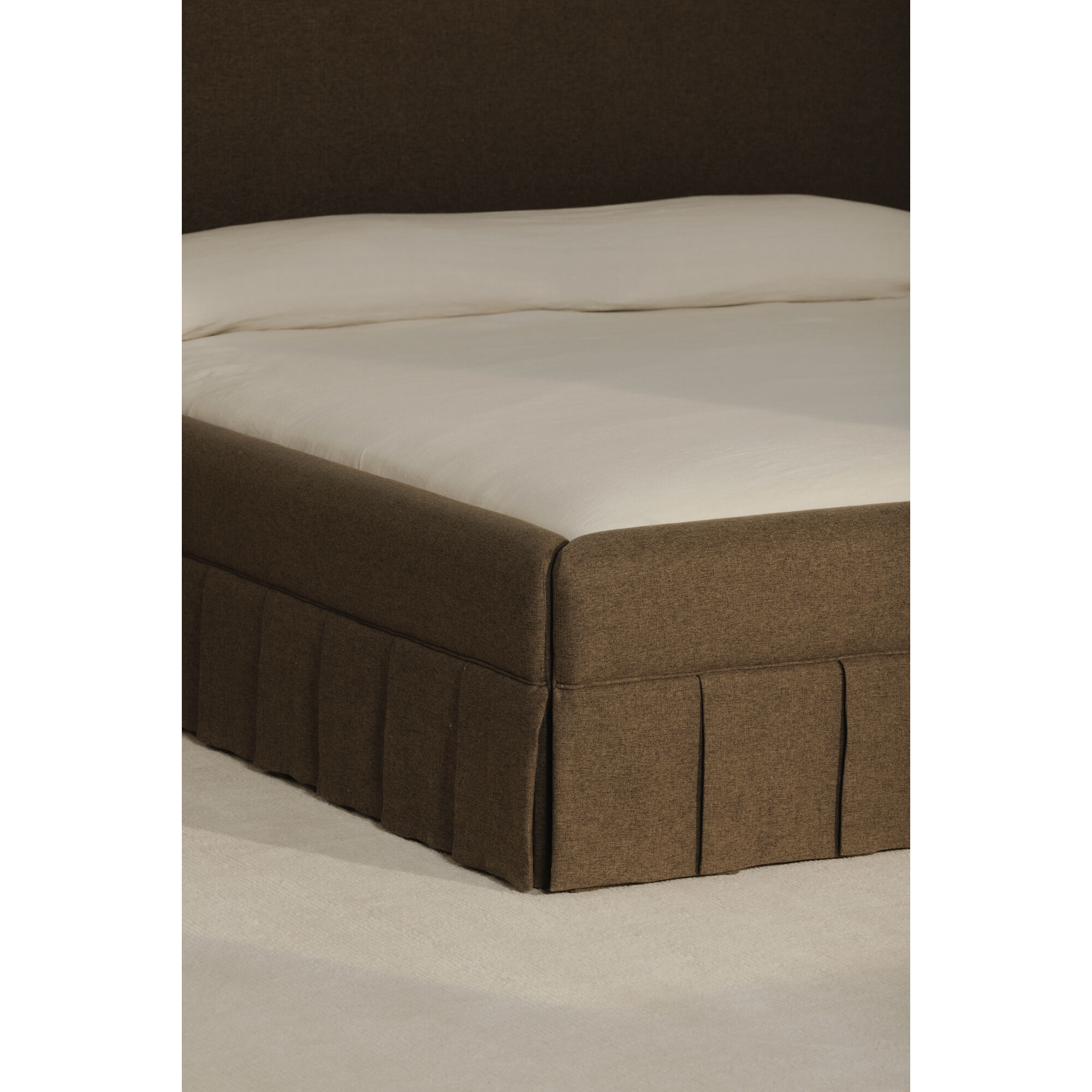 Maren Brown Bed, Queen