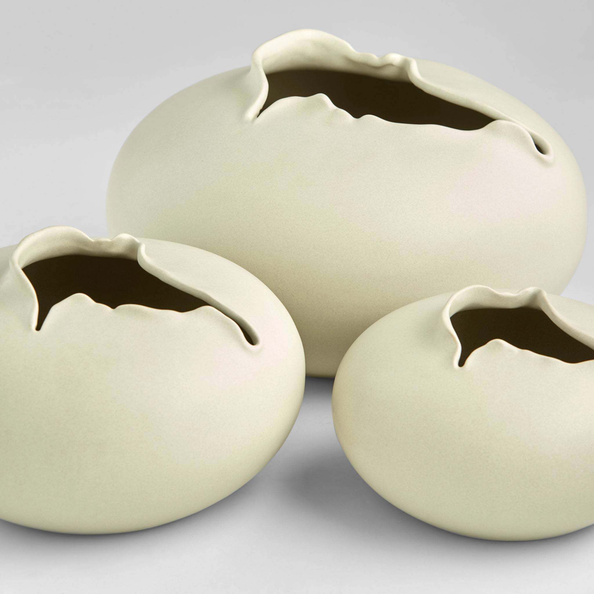 Tambora 8 X 5 inch Vase, Small