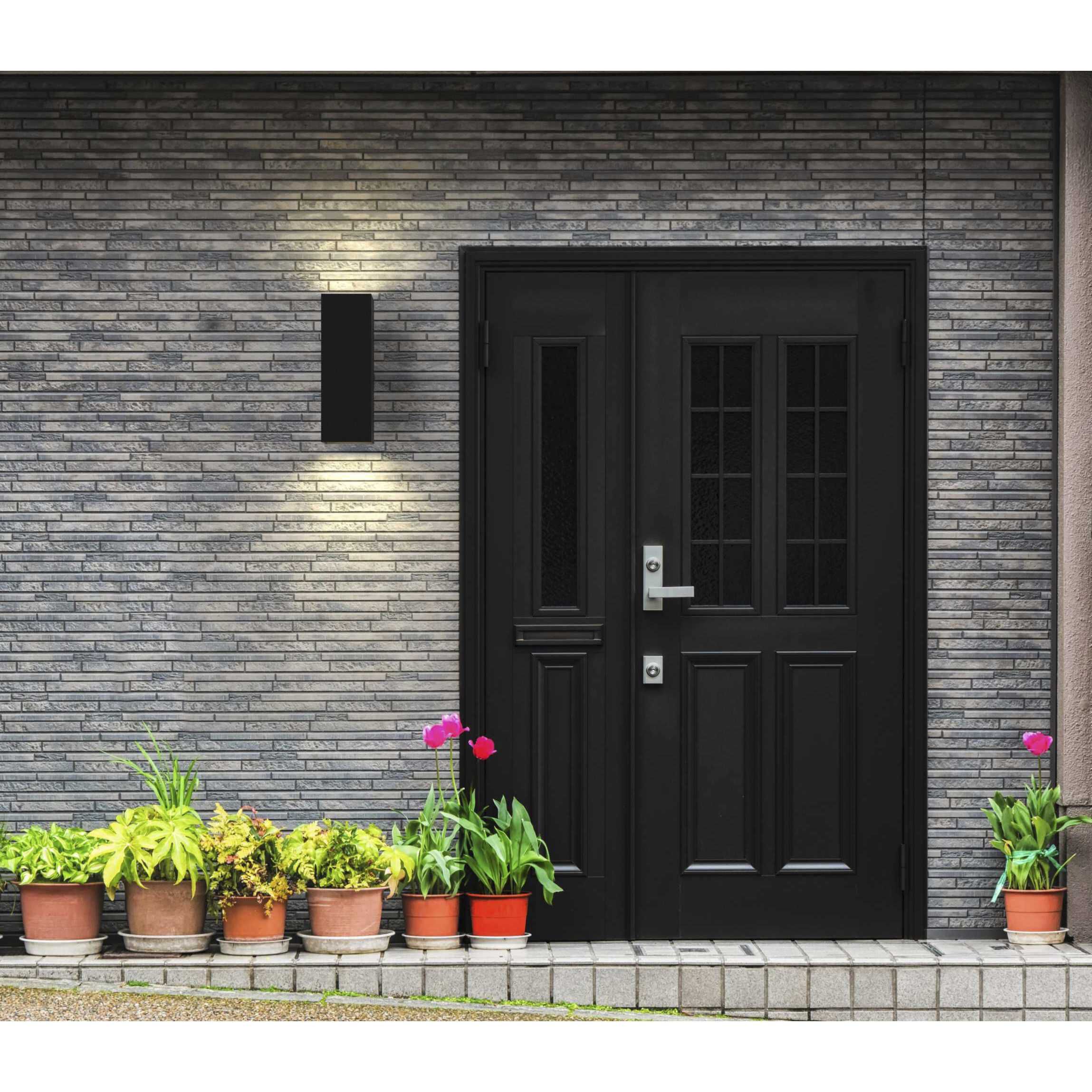 6IN CYL SQRS Up/Down Outdoor Wall Light in Black, Progress LED