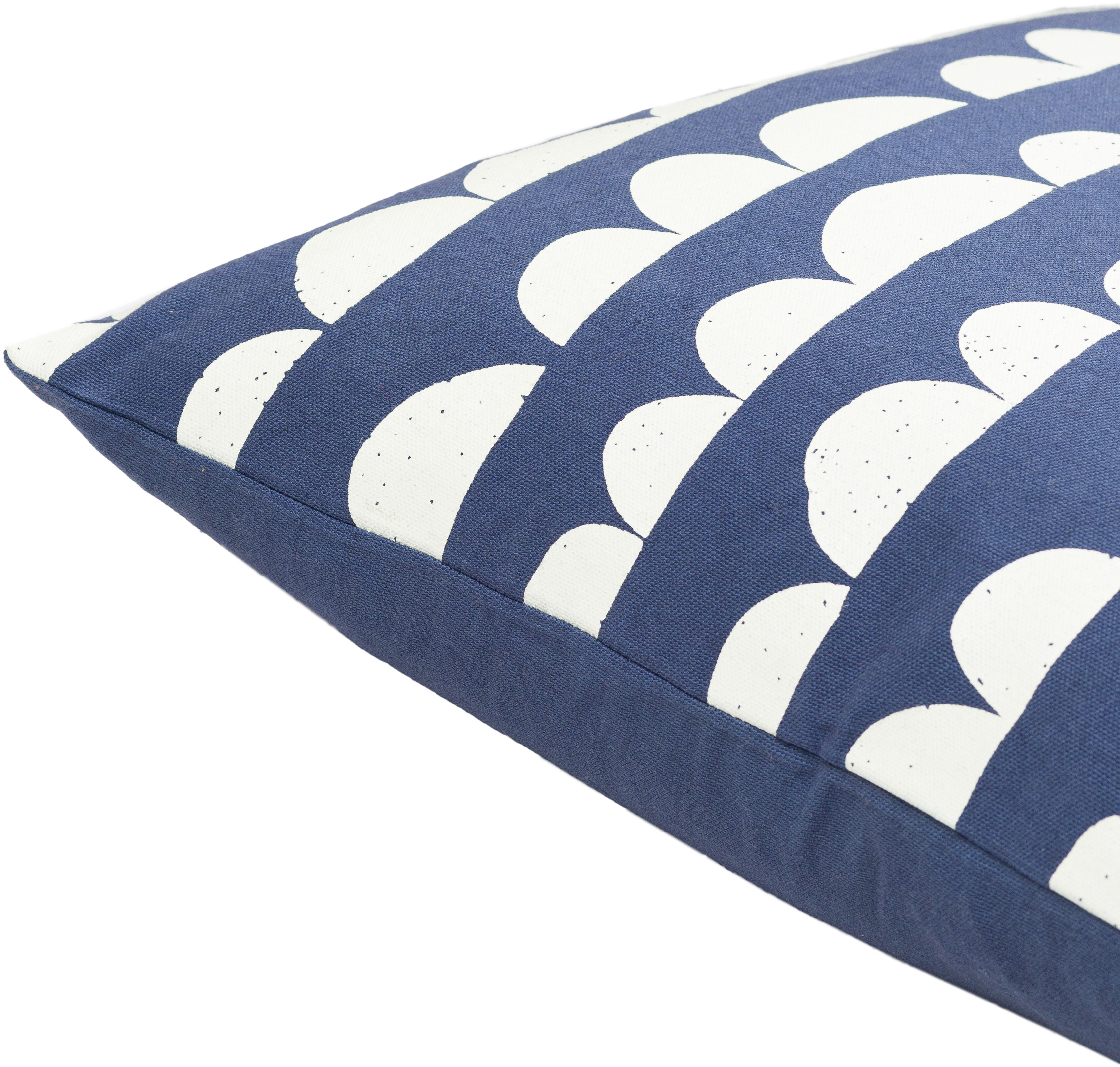 Lachen 20 inch Dark Blue Pillow Kit in 20 x 20, Square