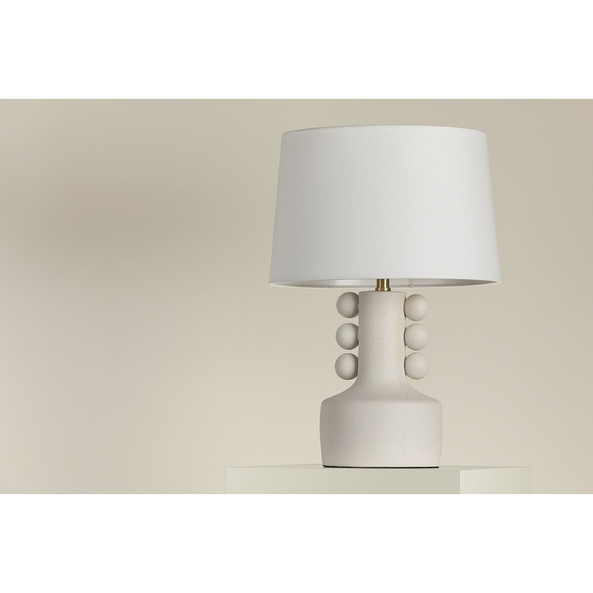 Amalia 20.75 inch 60 watt Aged Brass Table Lamp Portable Light