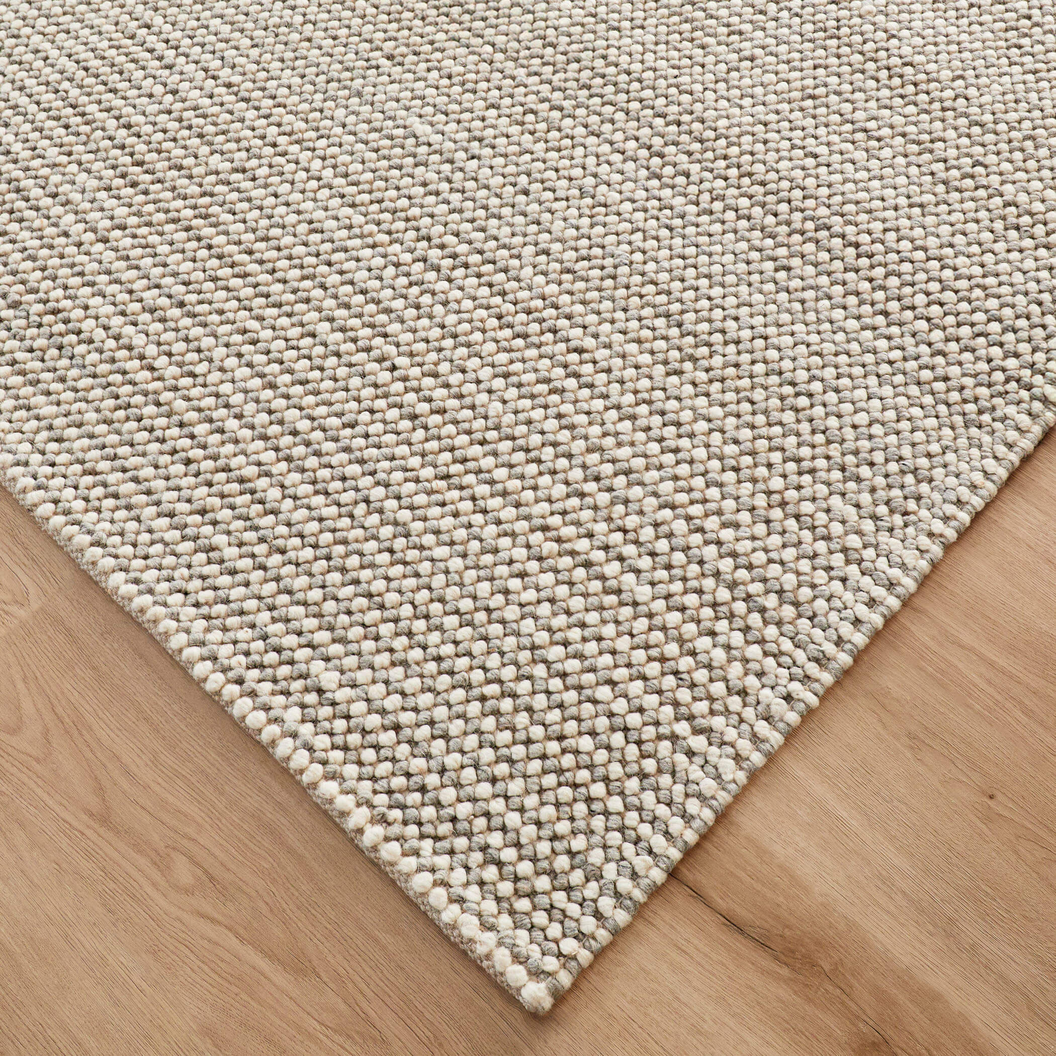 Latur 114 X 79 inch Light Grey Rug in 6 x 9