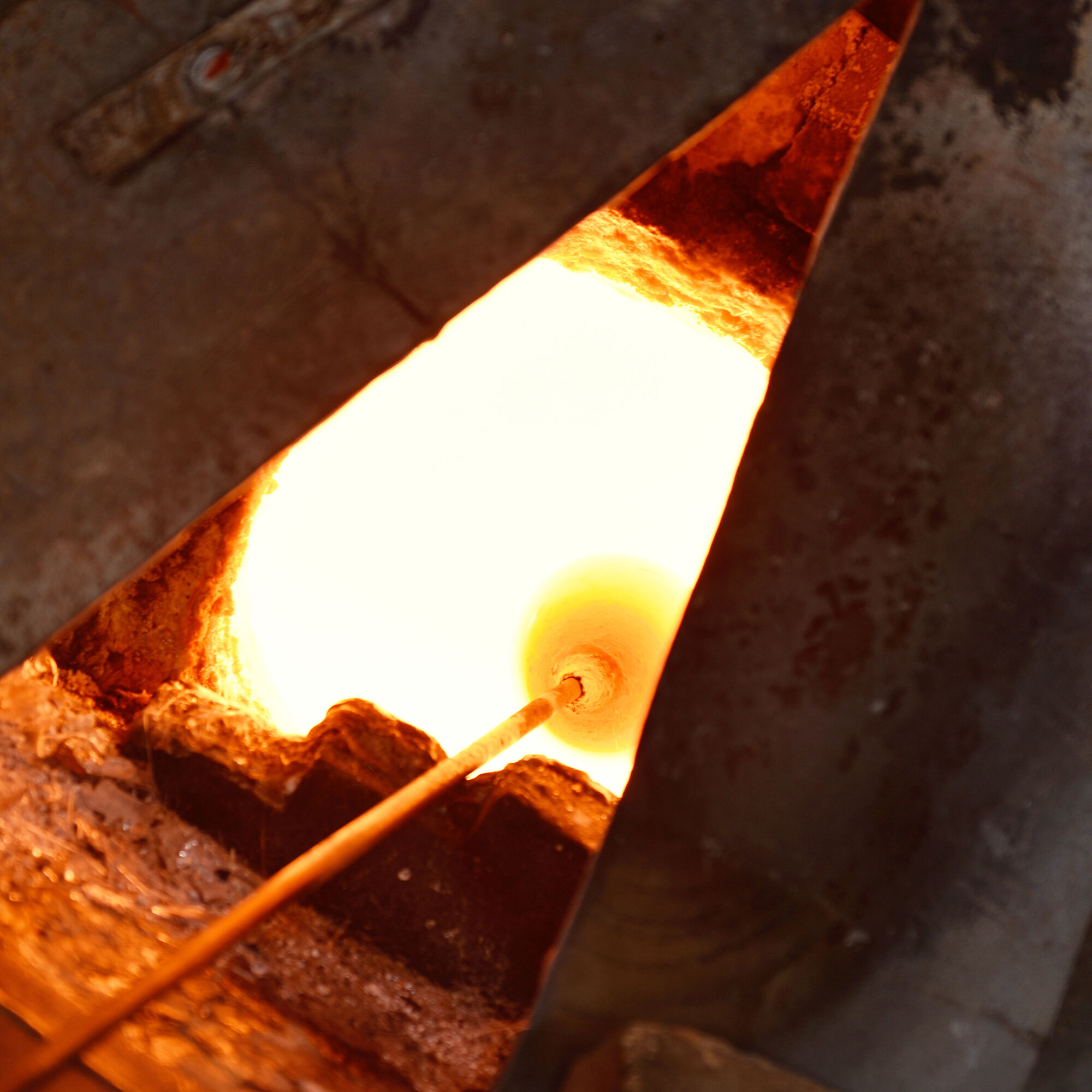 Curva LED 4.7 inch Brass Wall Light