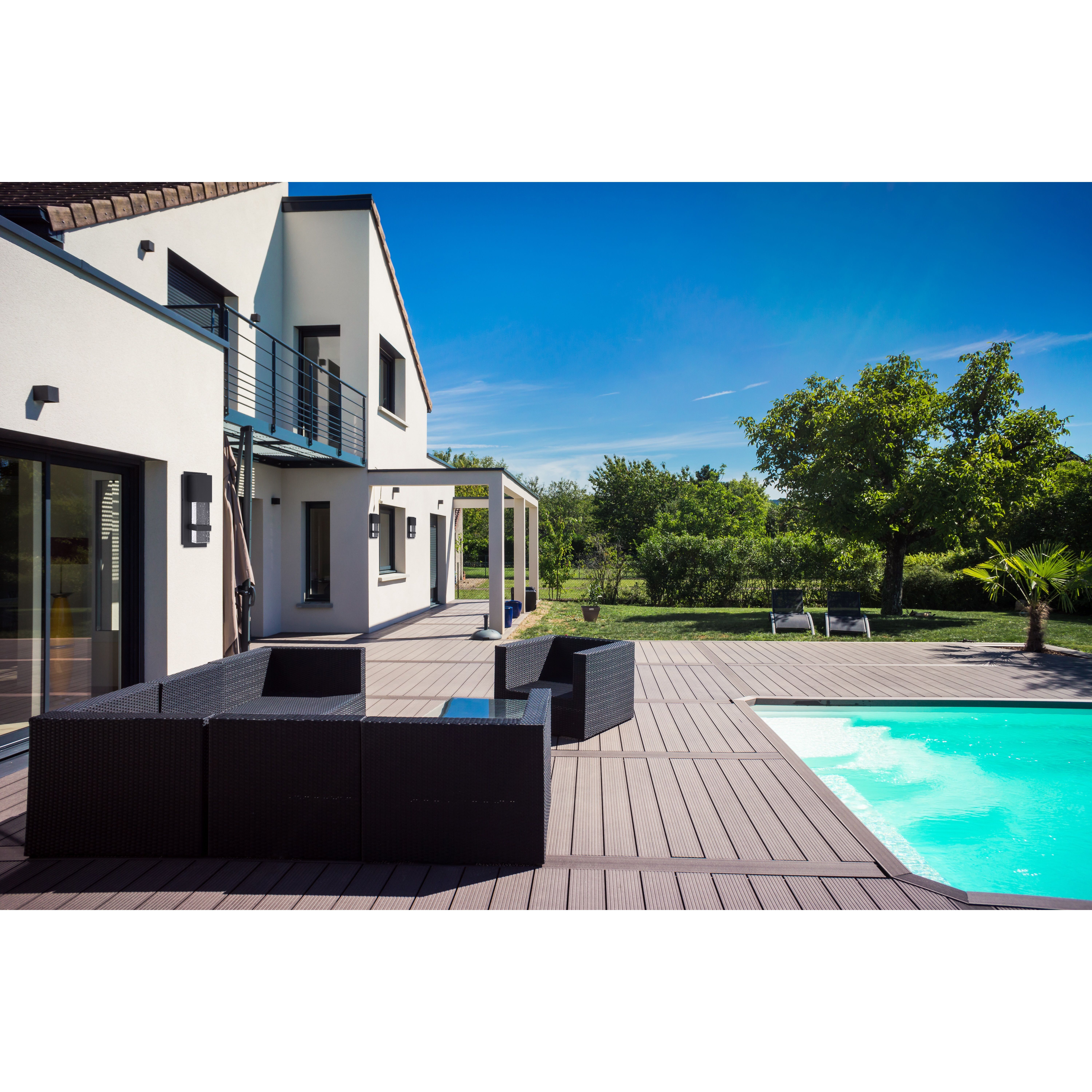 Venecia Outdoor Wall Light