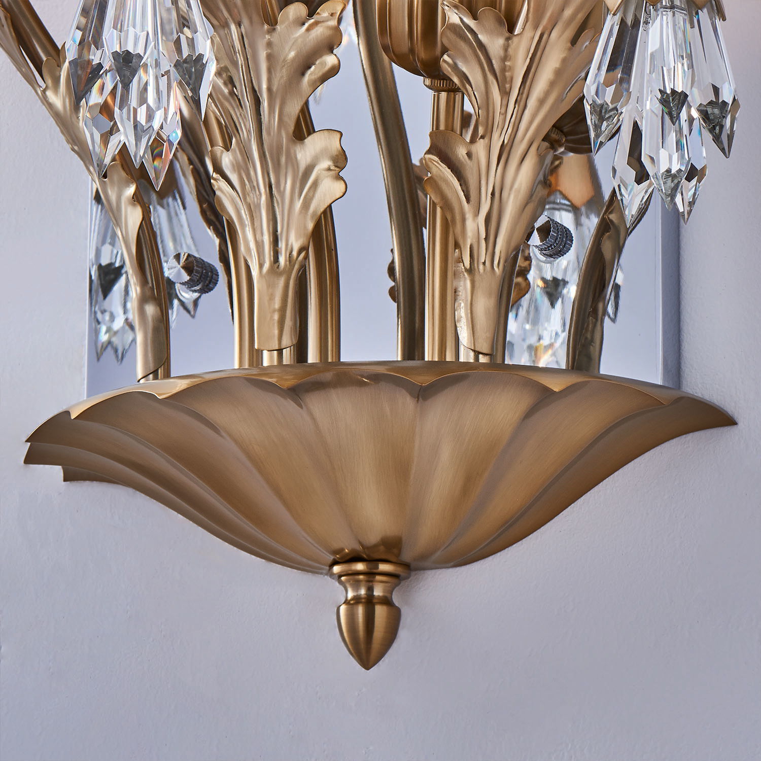 Tulipani Wall Sconce Wall Light in Winter Brass