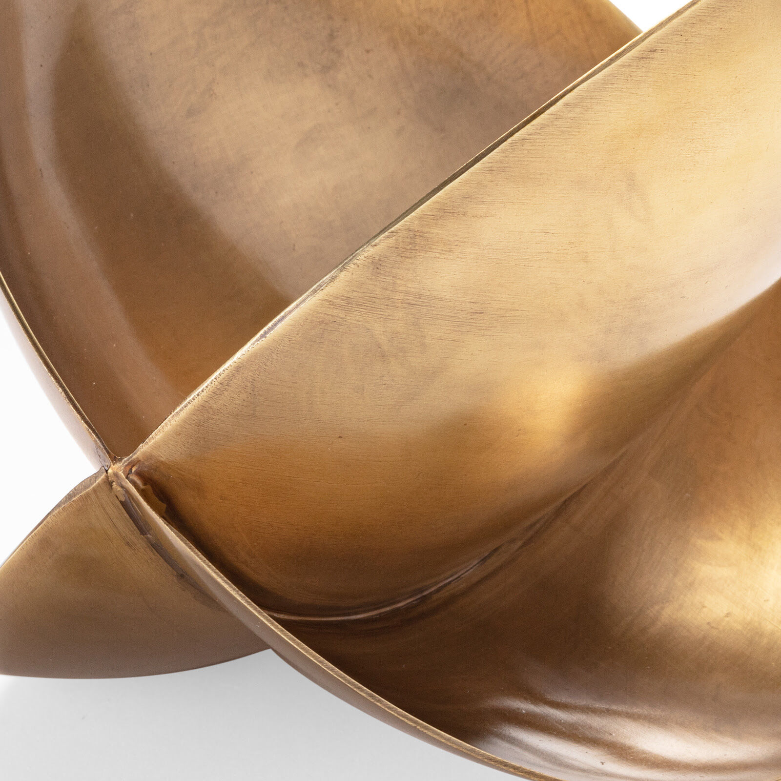 Jaden Gold Leaf Objet