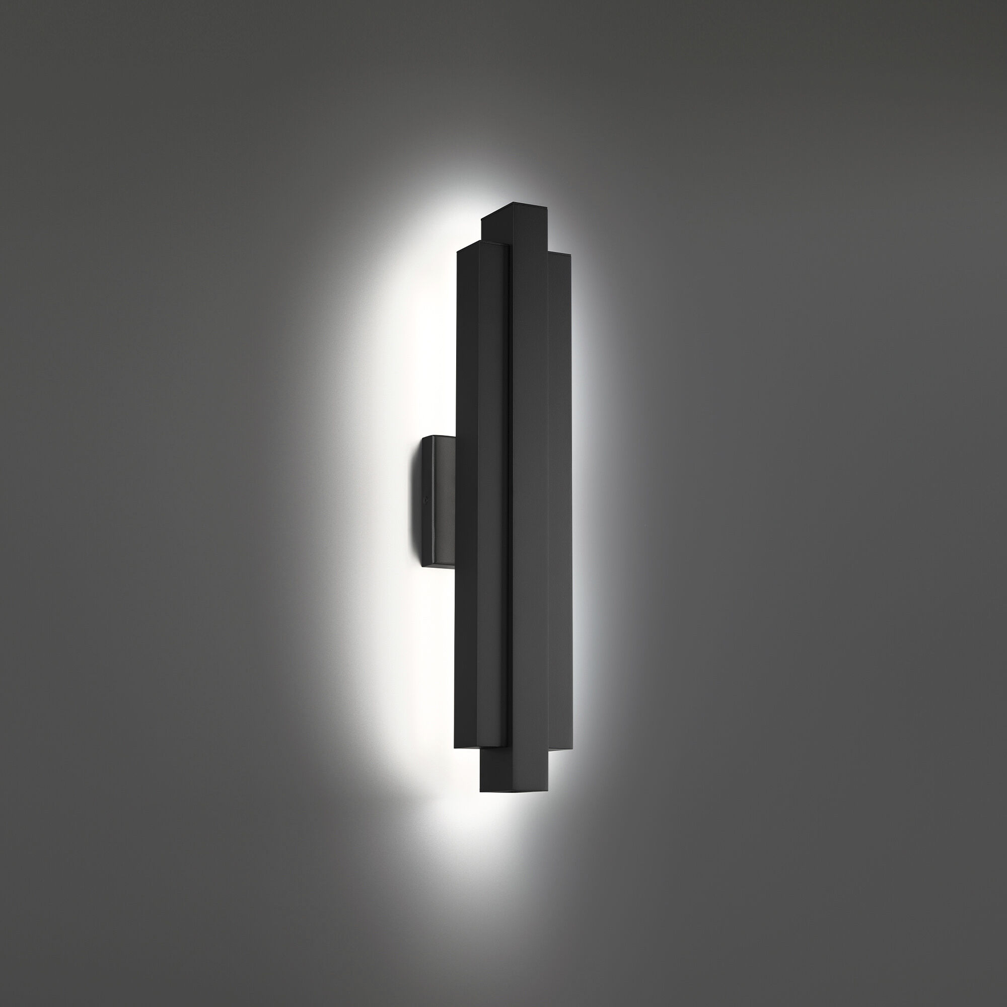 Arrow LED 22 inch Black Outdoor Wall Light in 4000K, dweLED