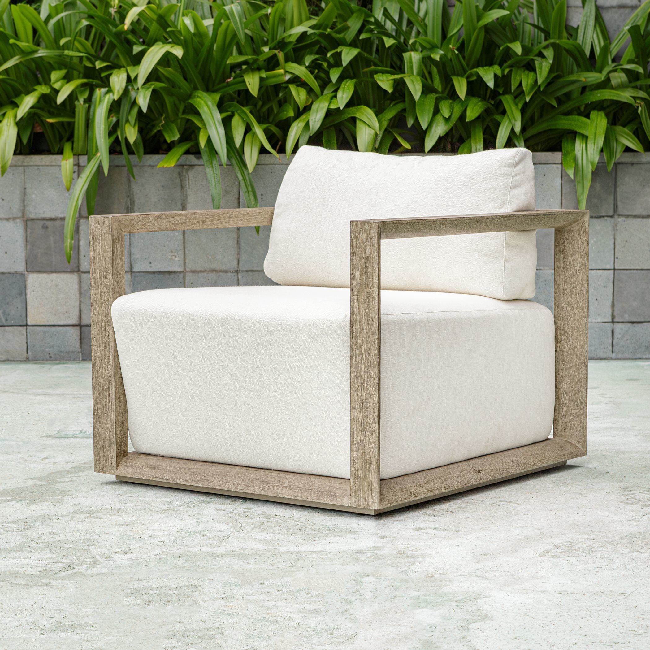 Remsen Weathered Gray and Oyster White Outdoor Lounge Chair
