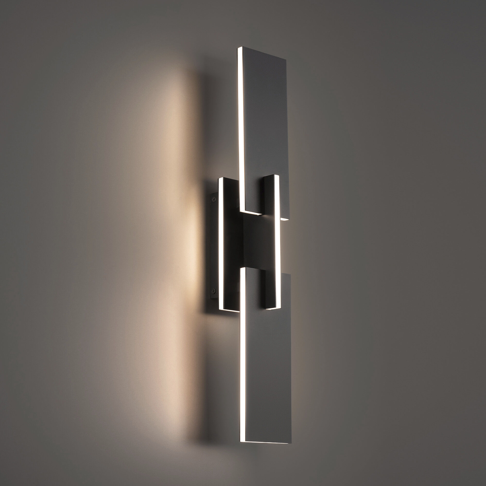 Amari Wall Sconce Wall Light in Black