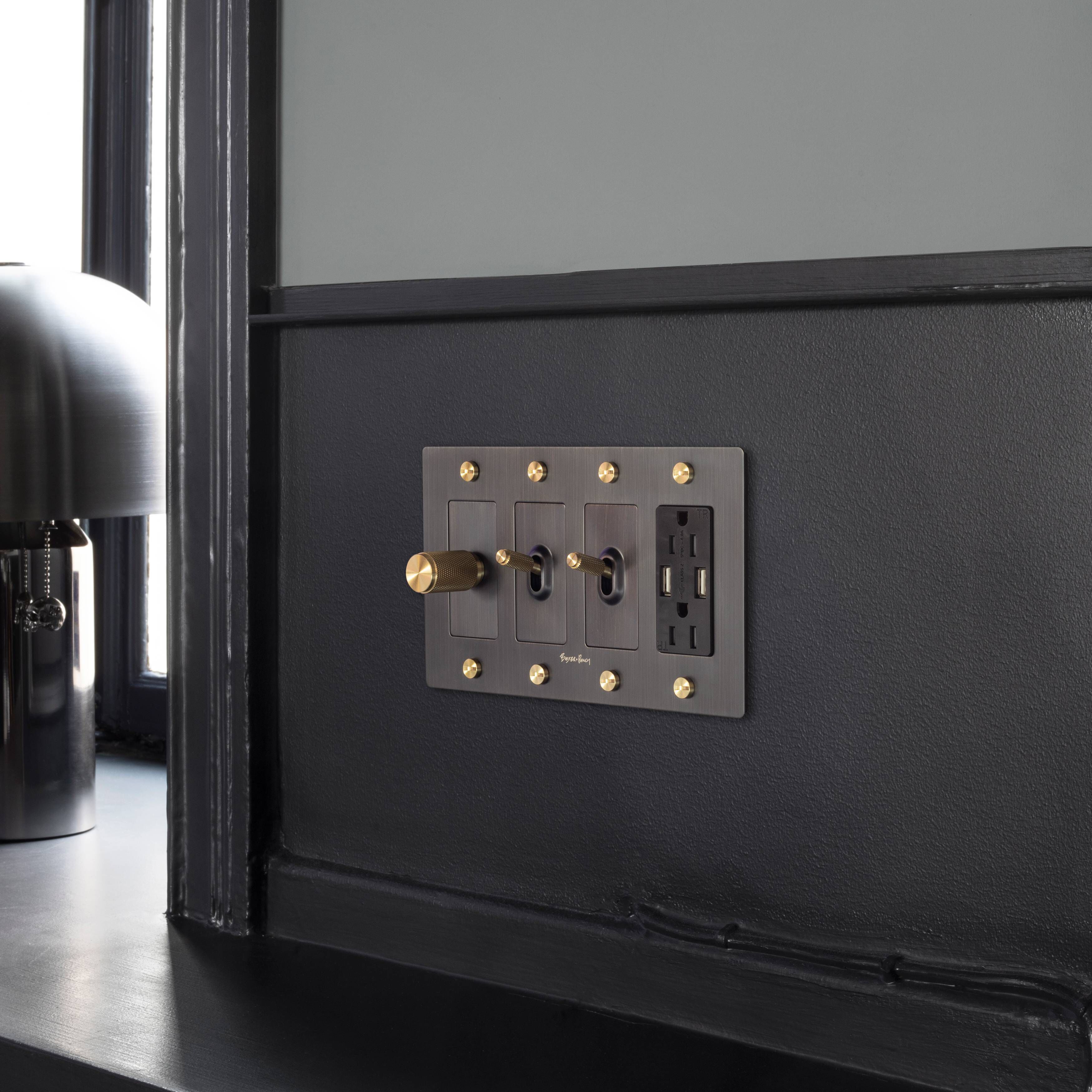 4G Smoked Bronze Plate