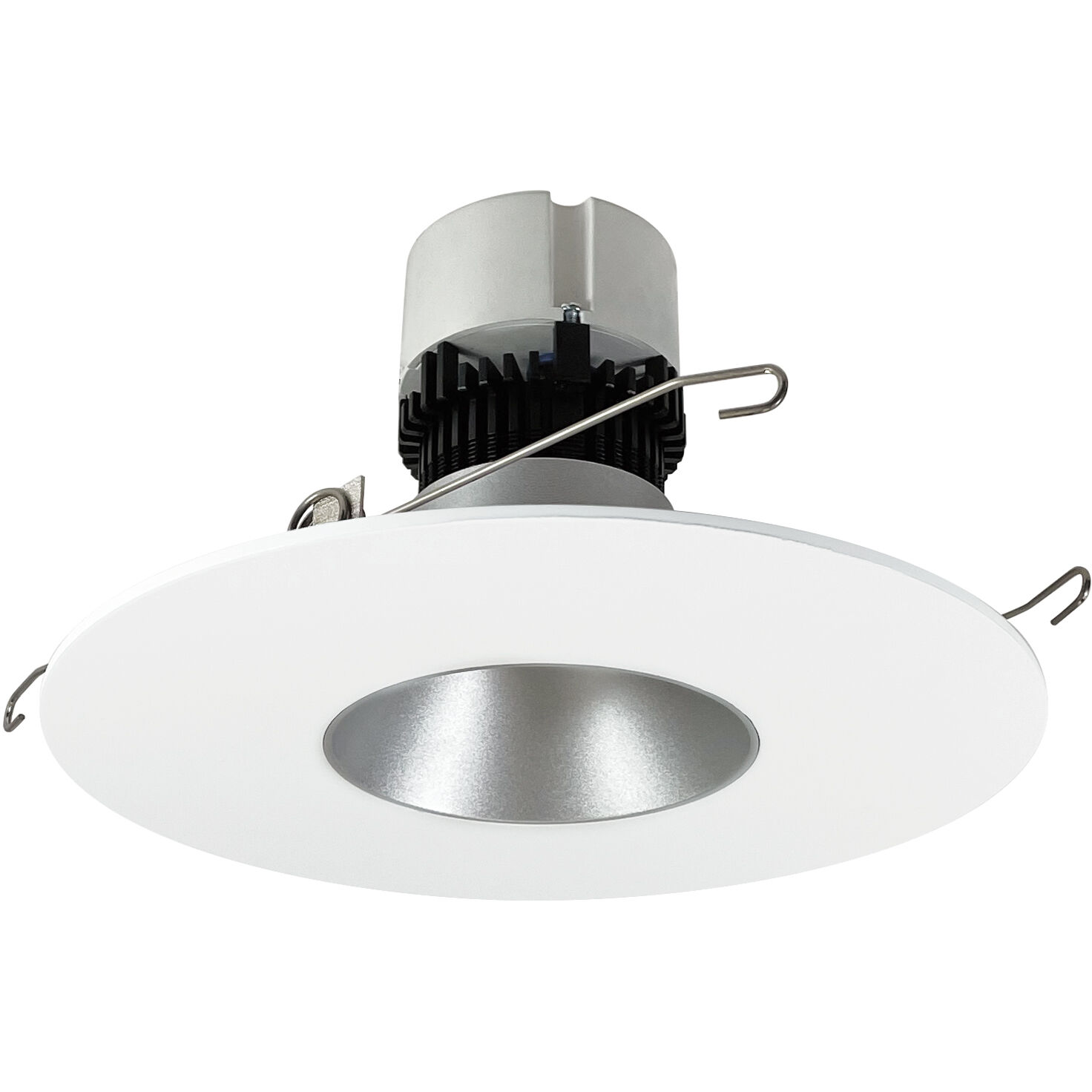 Pearl Haze Reflector / Bright White Flange LED Round Retrofit Reflector in Comfort Dim (3000K-2000K), Haze / Bright White, 5"/6" Retrofit