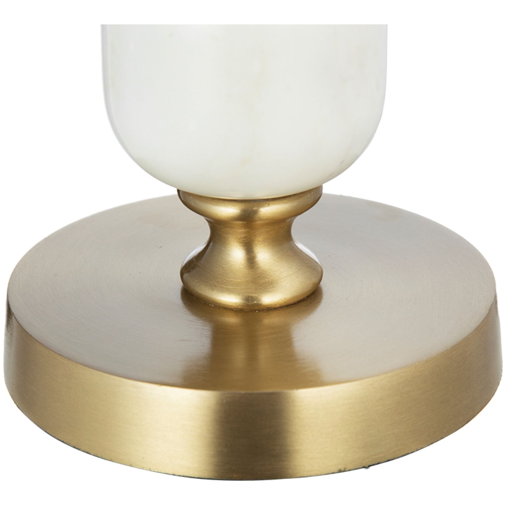 Anita 11.2 X 5.1 inch Hurricane