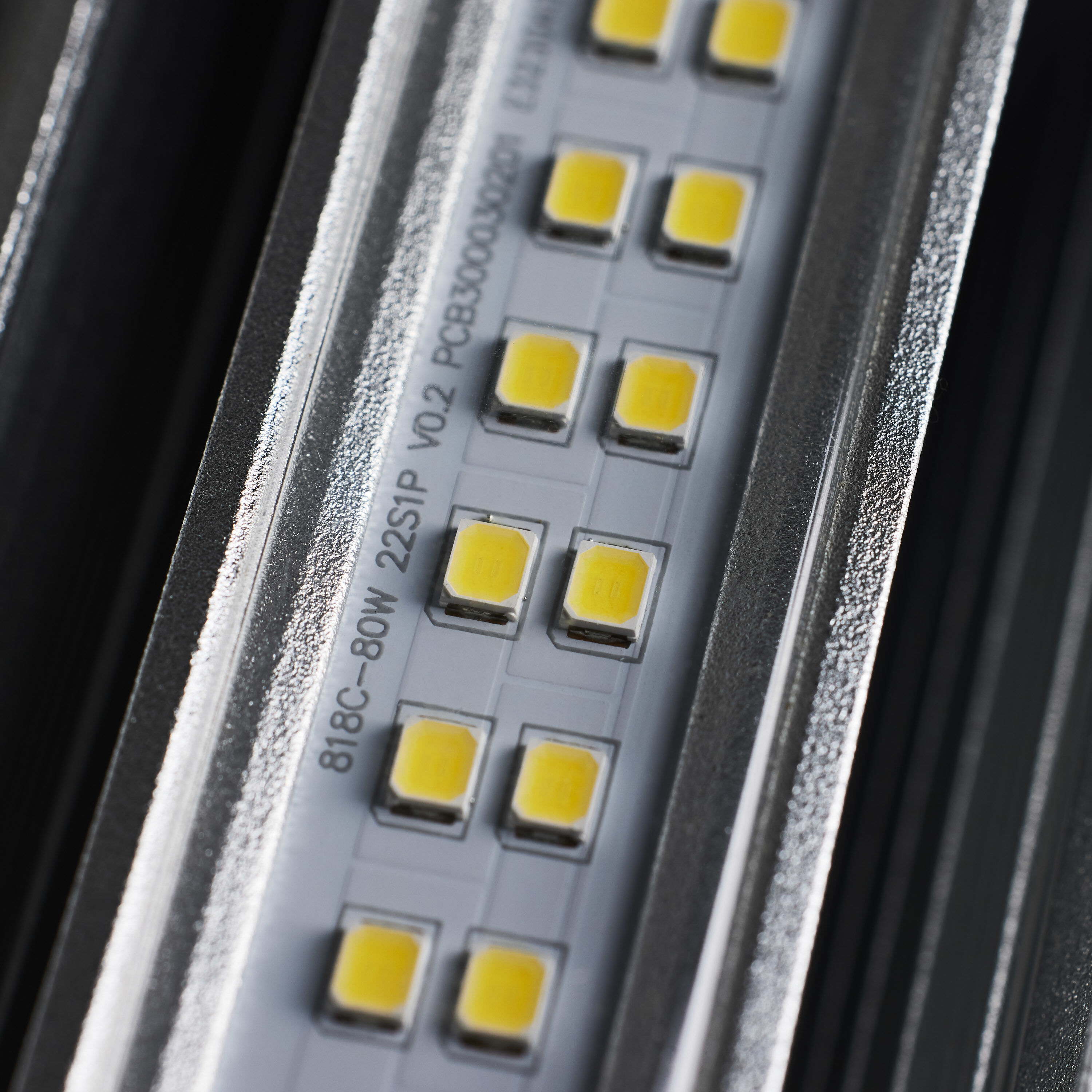 Hi-Pro LED Extended Mogul 80.00 watt 5000K HID Replacements