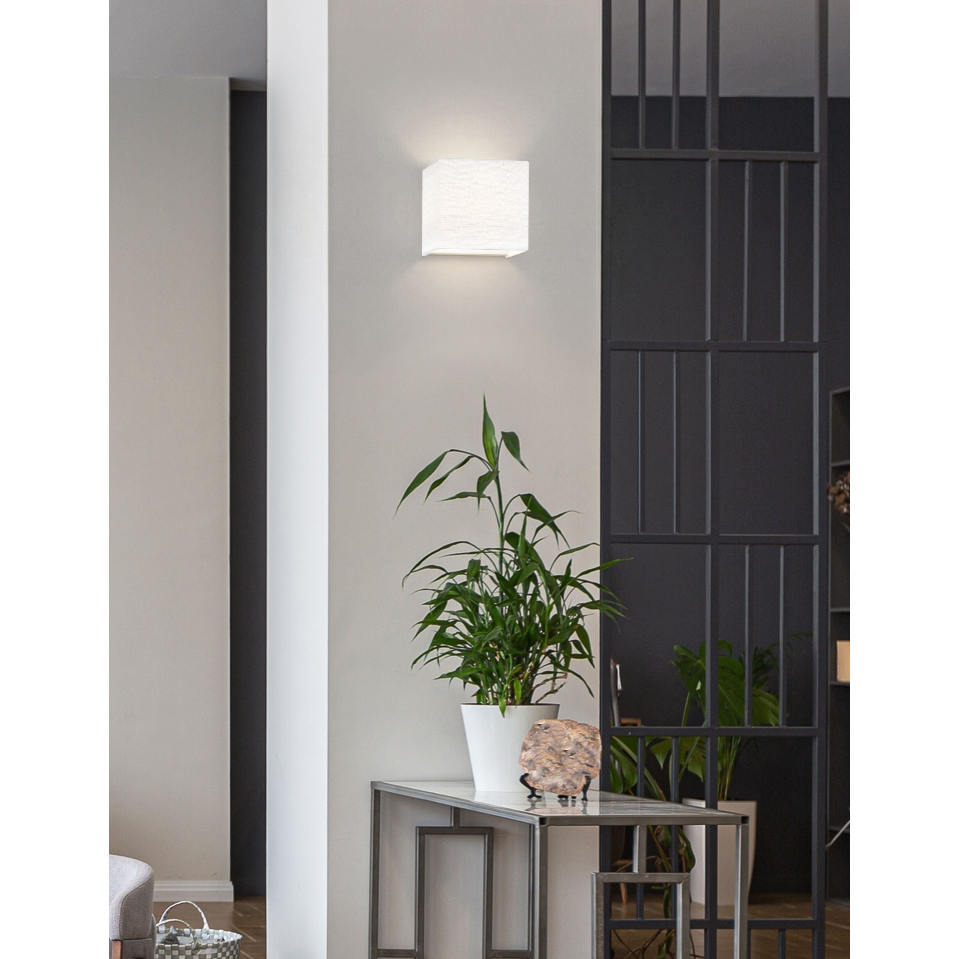 Textile Collection - Marco Family 4.25 inch ADA Wall Sconce Wall Light in White Linen, EVOLV