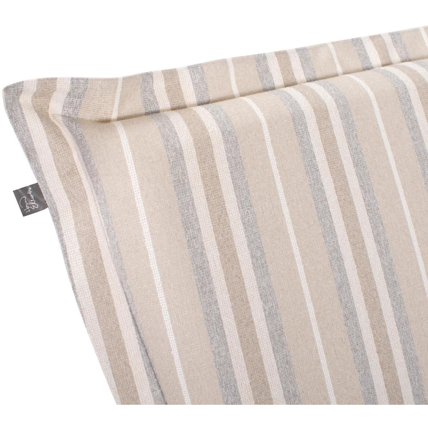 Dune Sand Outdoor Puff Scroll Chair