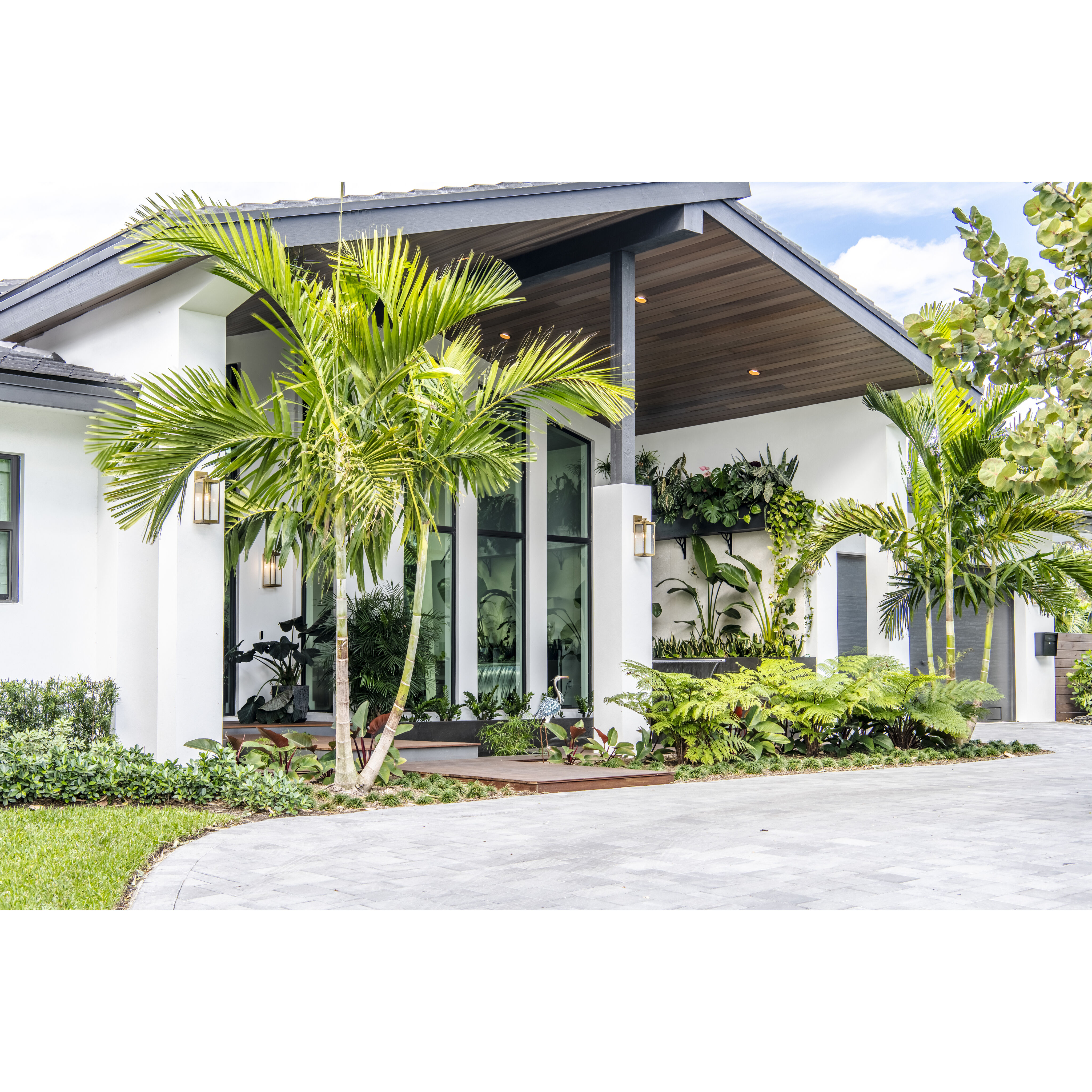 Westover 1 Light 20 inch Antique Brass Outdoor Wall Lantern