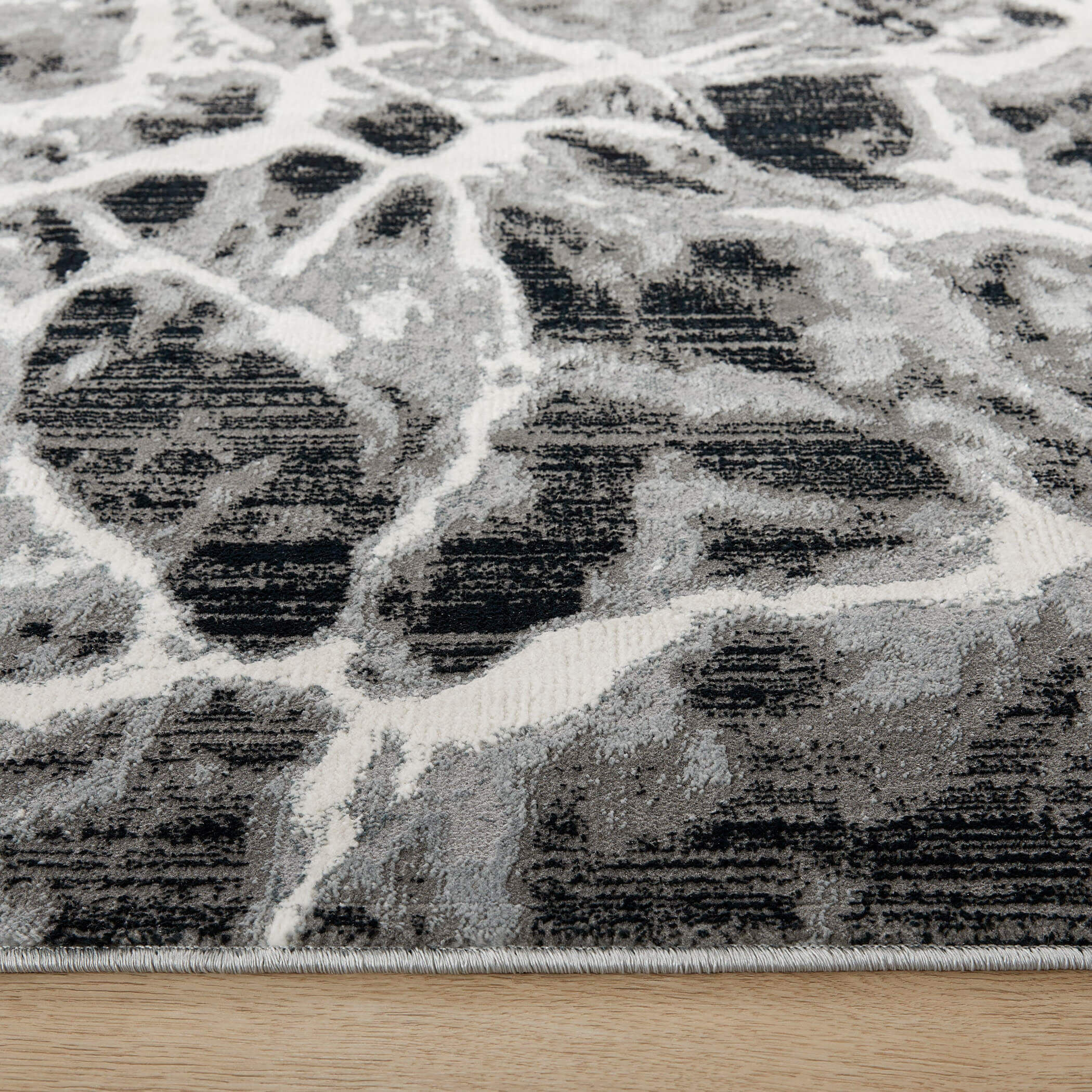 Artema 90 X 63 inch Grey Rug in 5 x 7