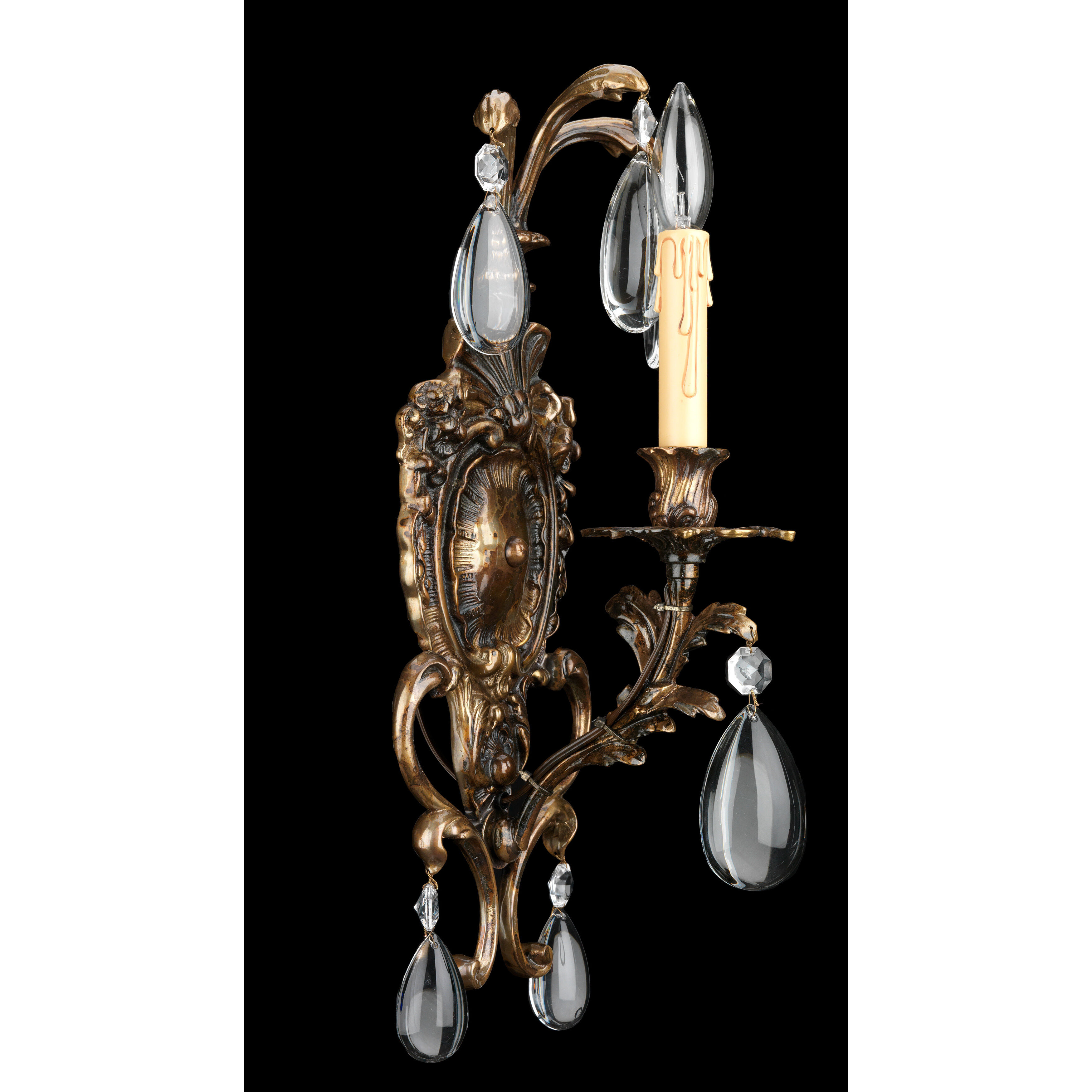 Metropolitan Collection Wall Sconce Wall Light in Oxidated Brass