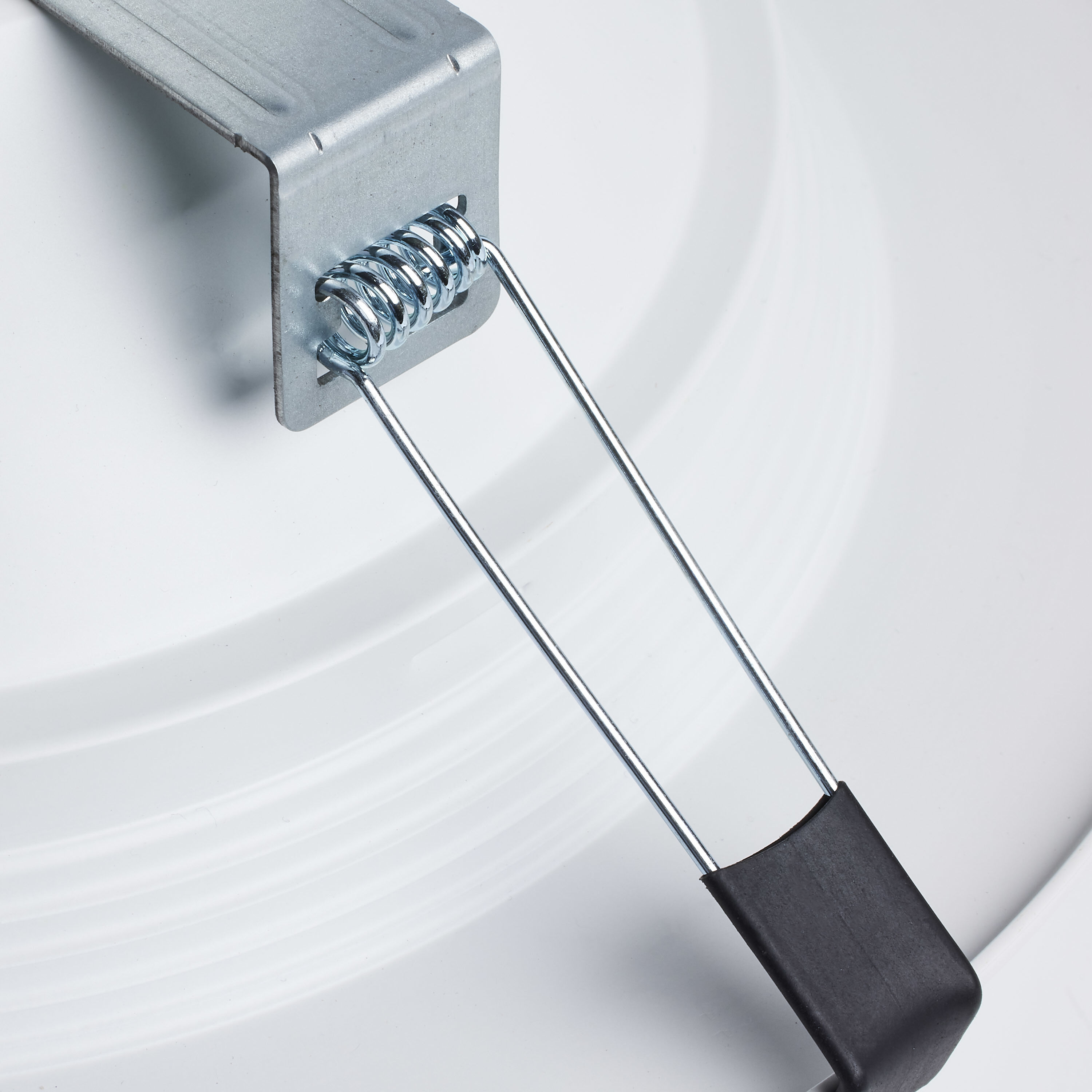 Edgewood Integrated White Recessed