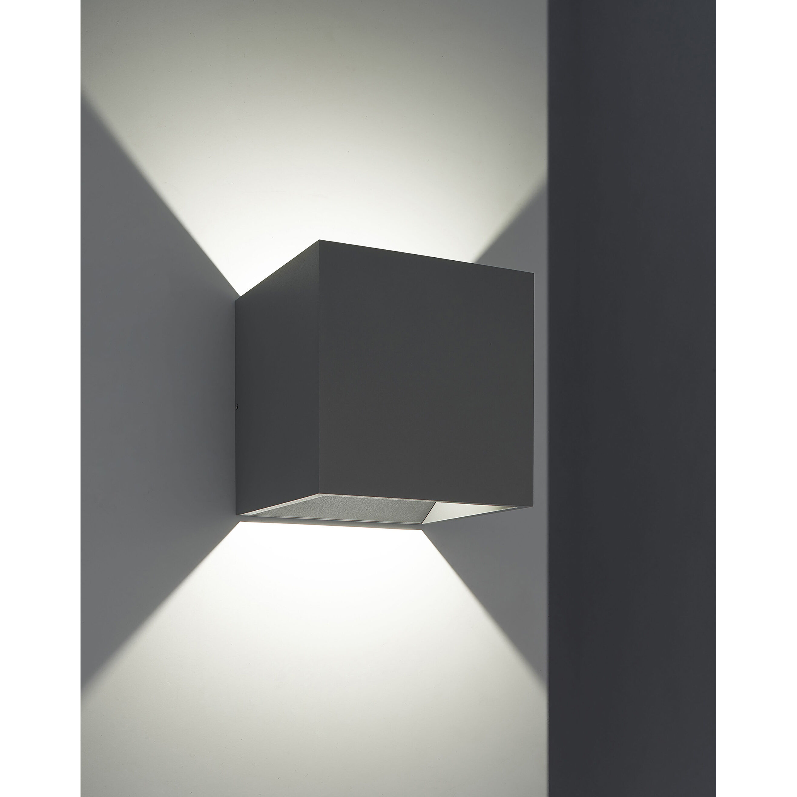 QB 1 Light 5.1 inch Silver LED Wall Sconce Wall Light