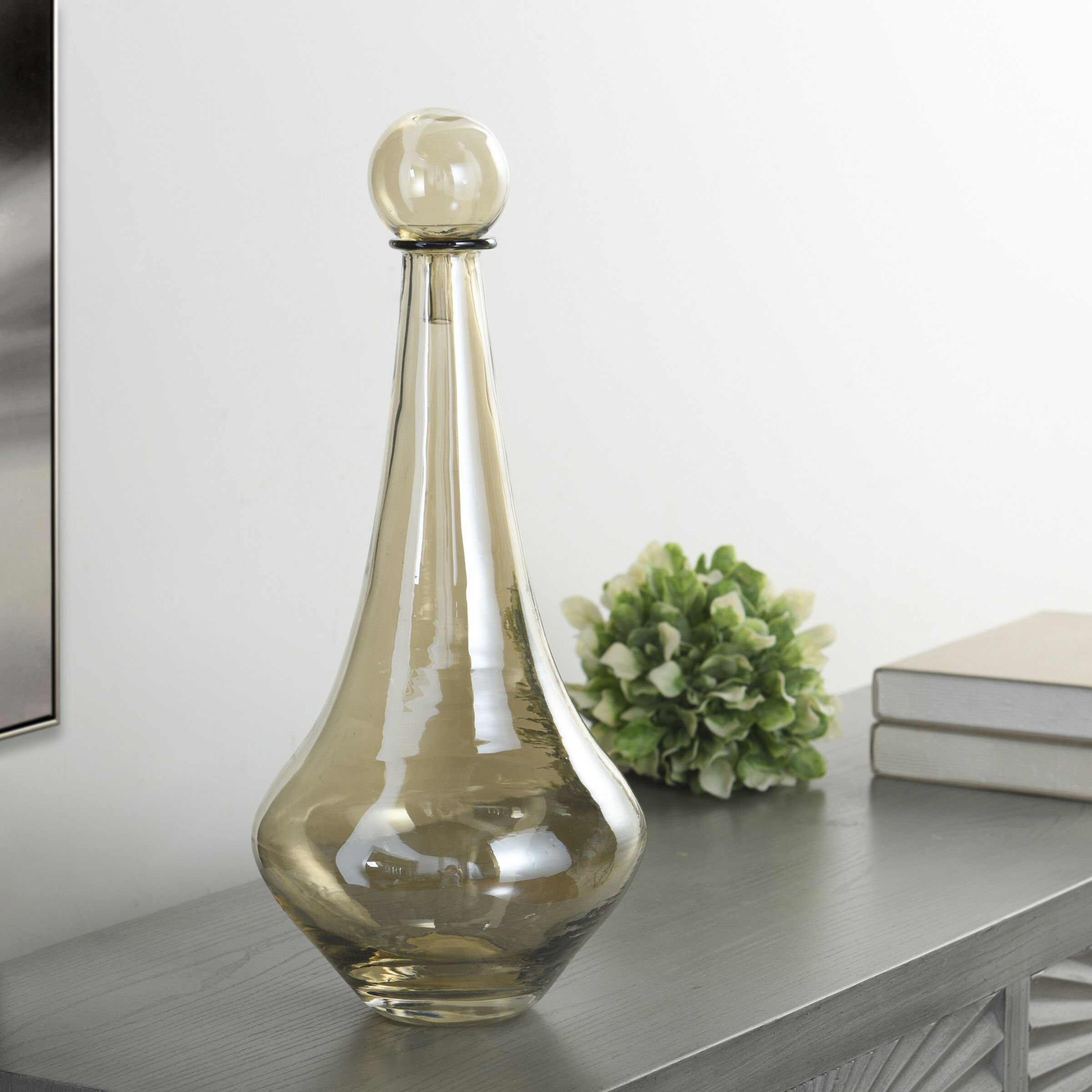 Pawn 17.8 X 8 inch Vase