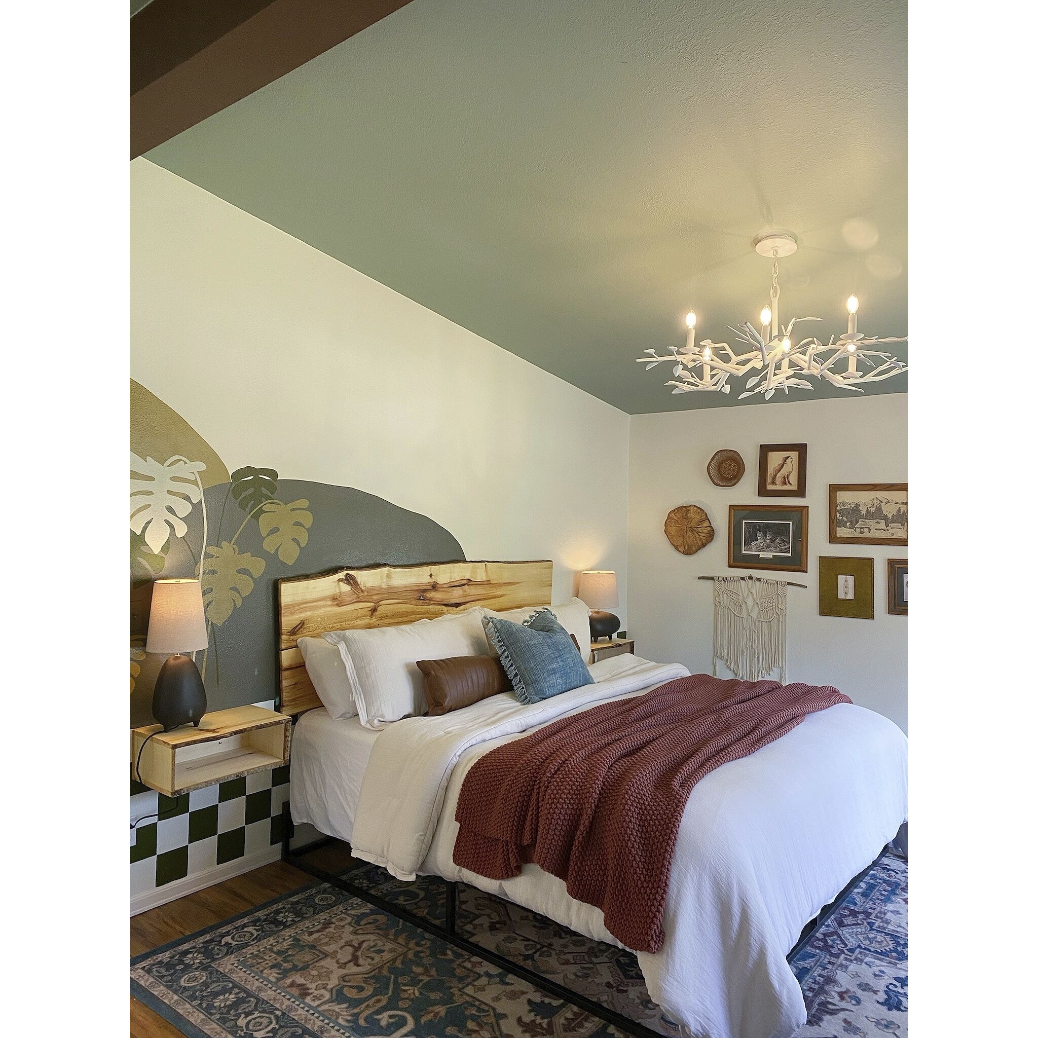 Tiptoe 18.5 inch 60.00 watt Aged Brass / Matte Black Table Lamp Portable Light