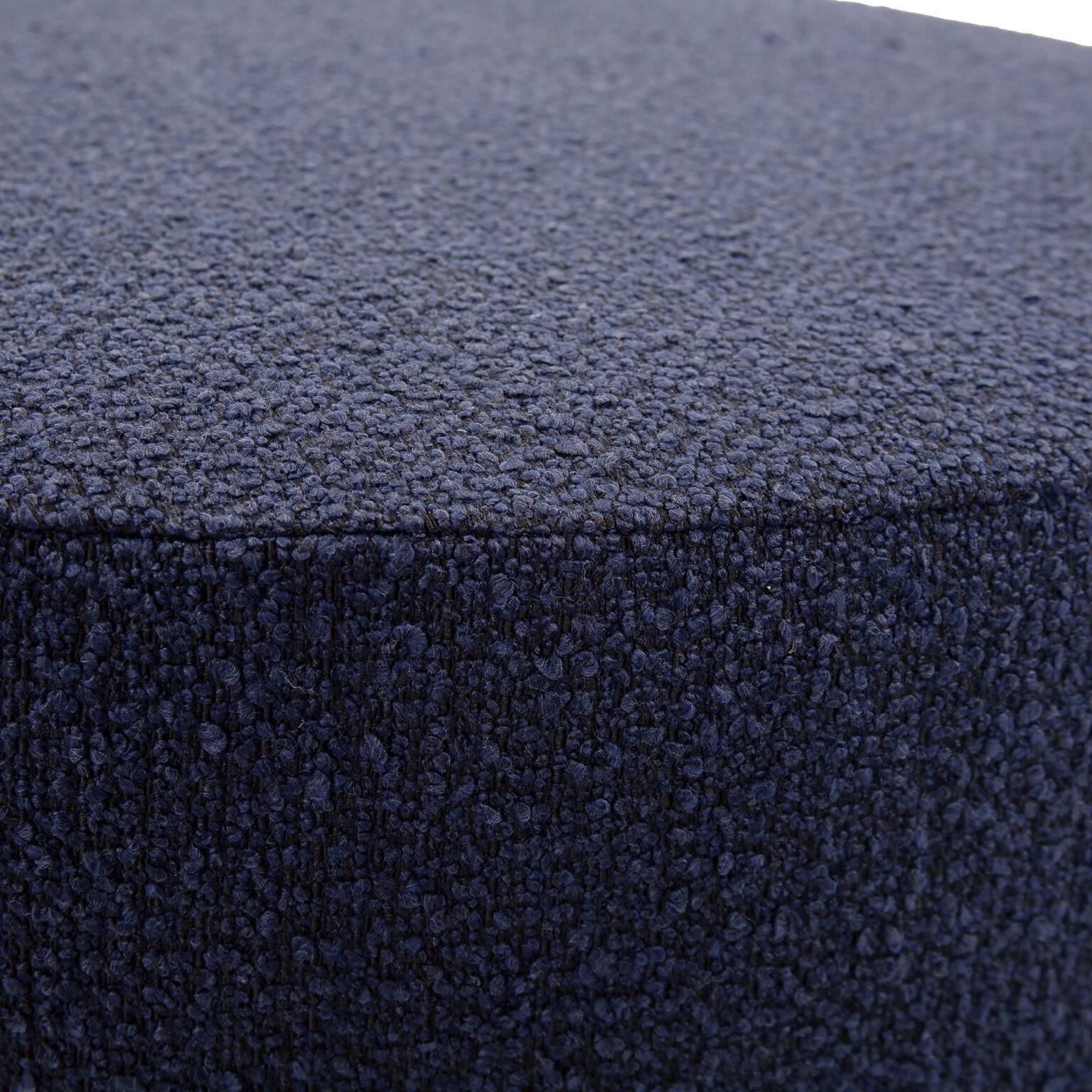 Barbet Universal 18 inch Royal 36 Round Ottoman