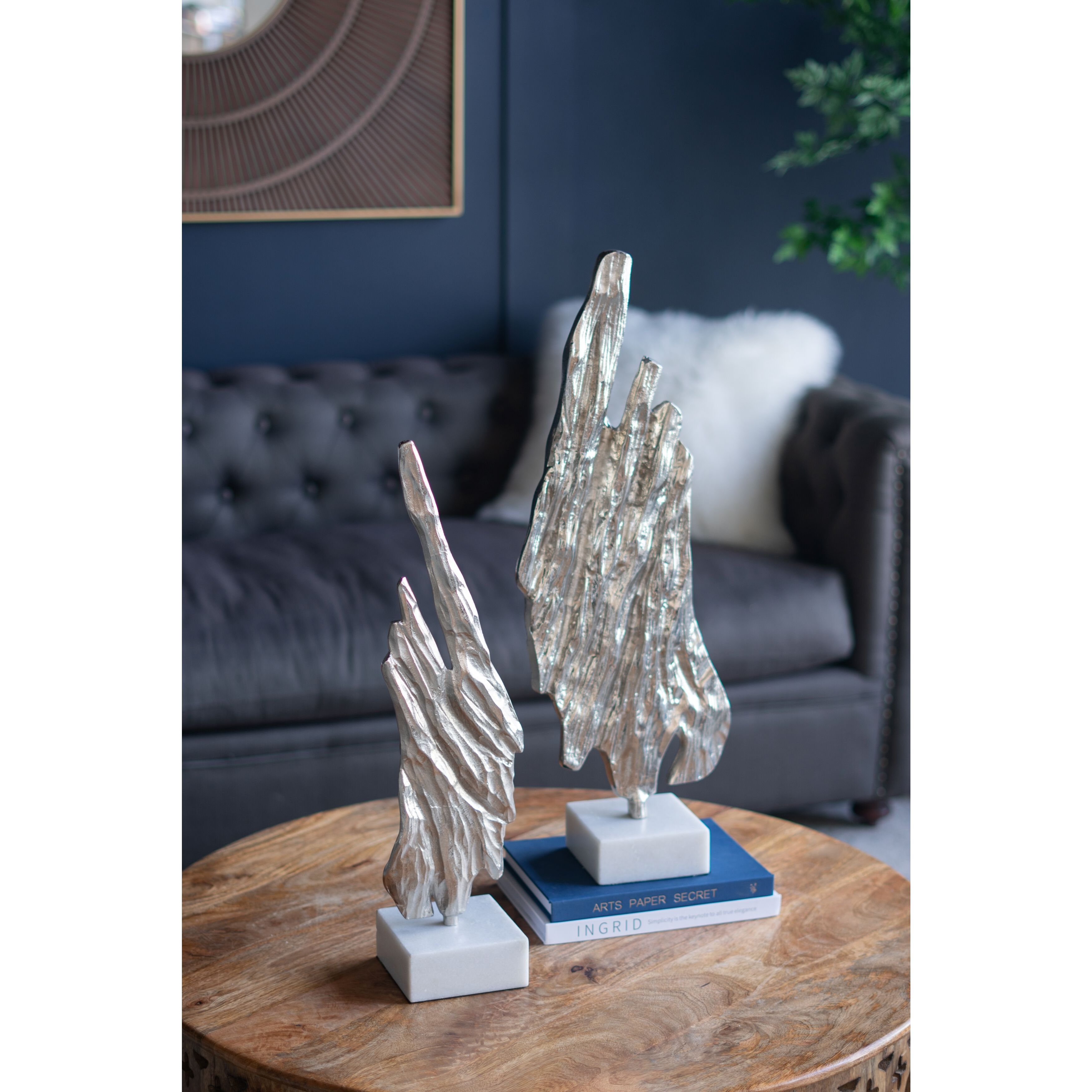 Easley Silver/White Statuaries