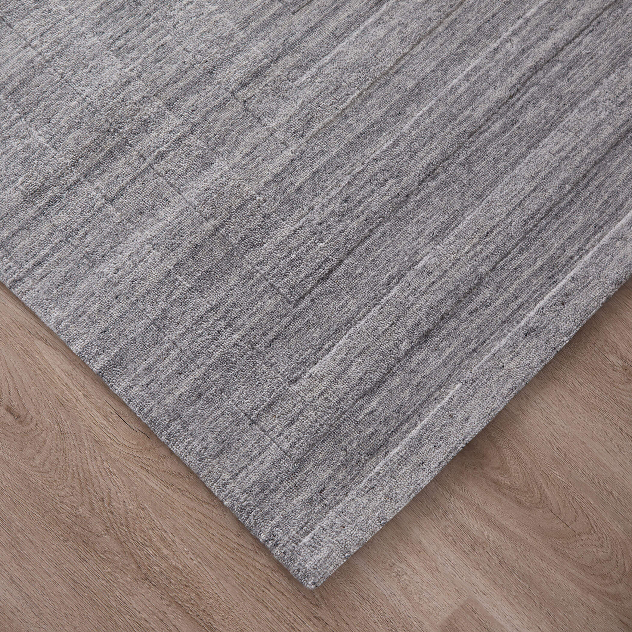 Kirti 130 X 94 inch Light Grey Rug in 8 x 11