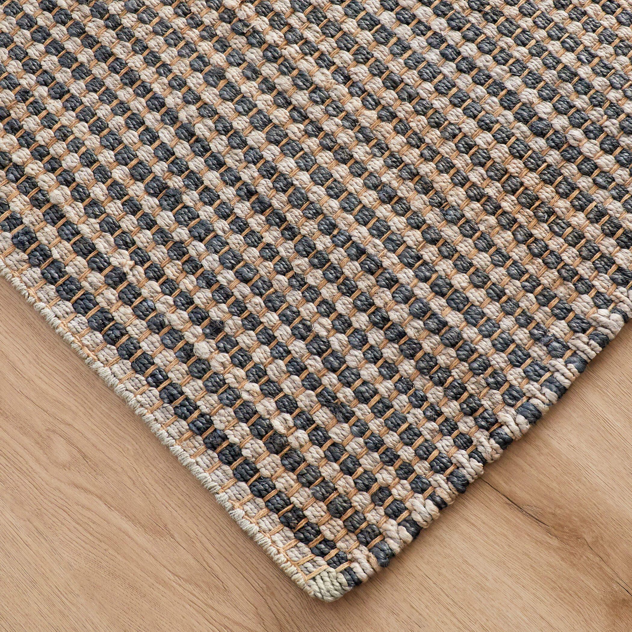 Ganges 114 X 79 inch Green Rug in 6 x 9