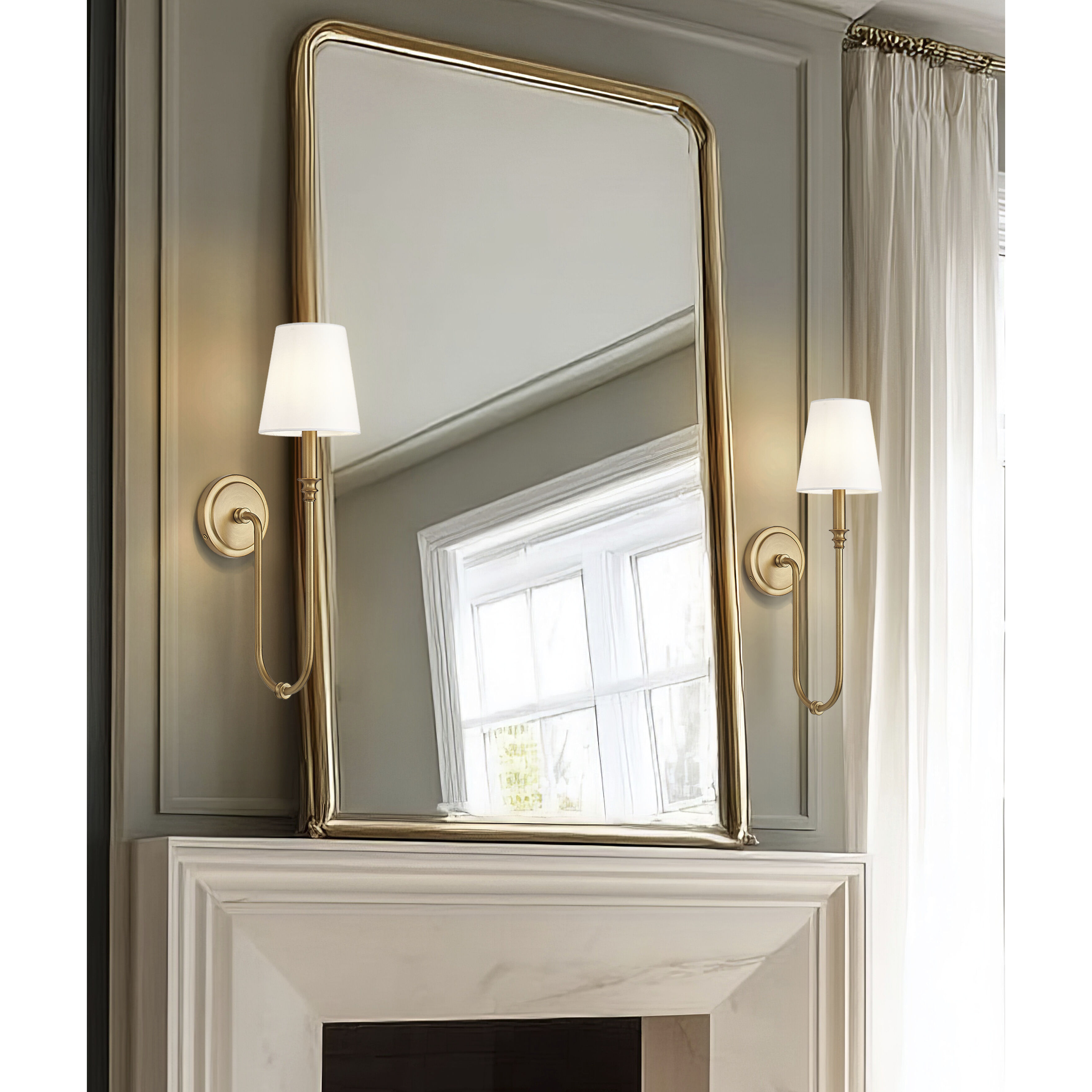 Jisele Wall Sconce Wall Light in Rubbed Brass