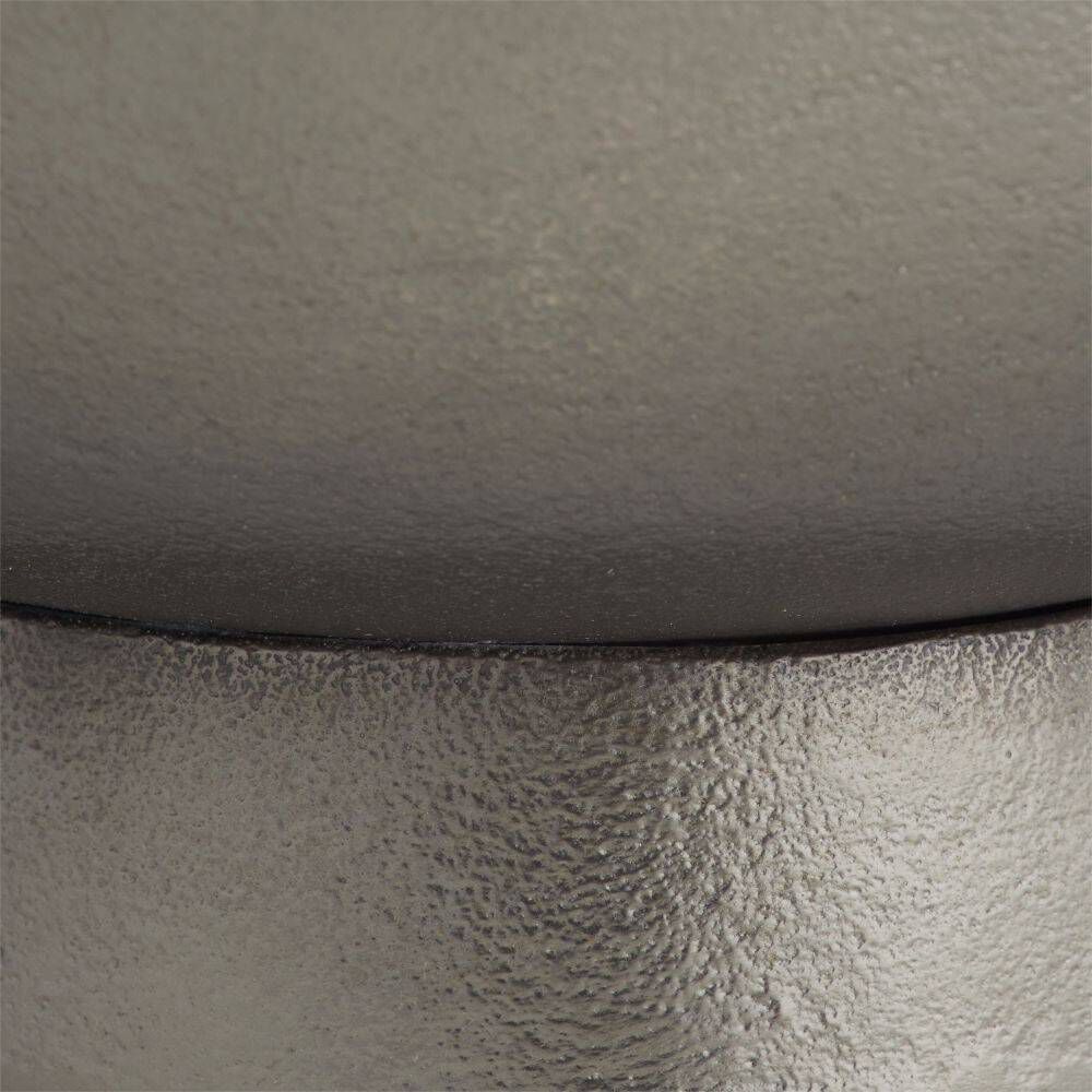 Garcia Graphite Centerpiece