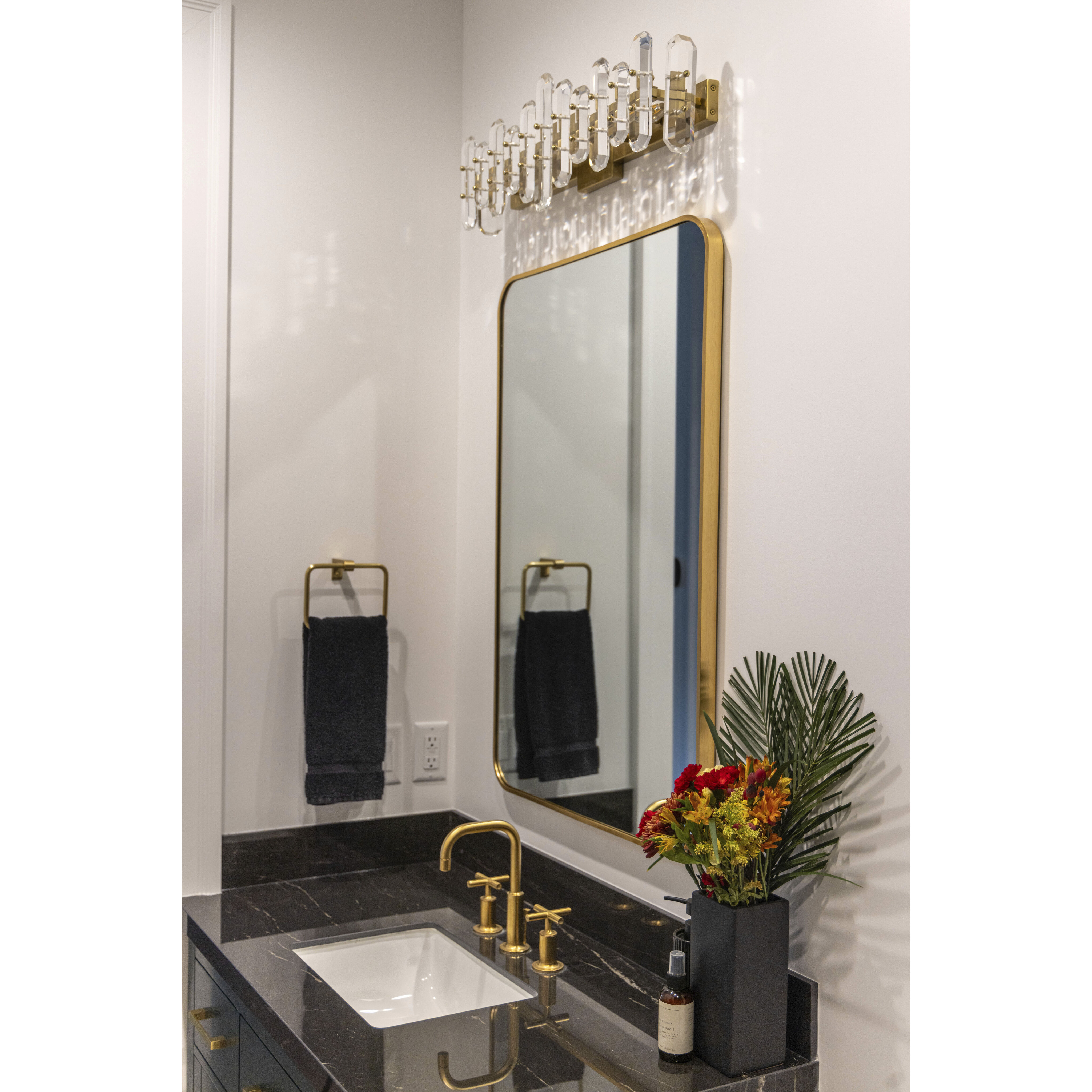 Bolton Bath Vanity Light Wall Light in Aged Brass