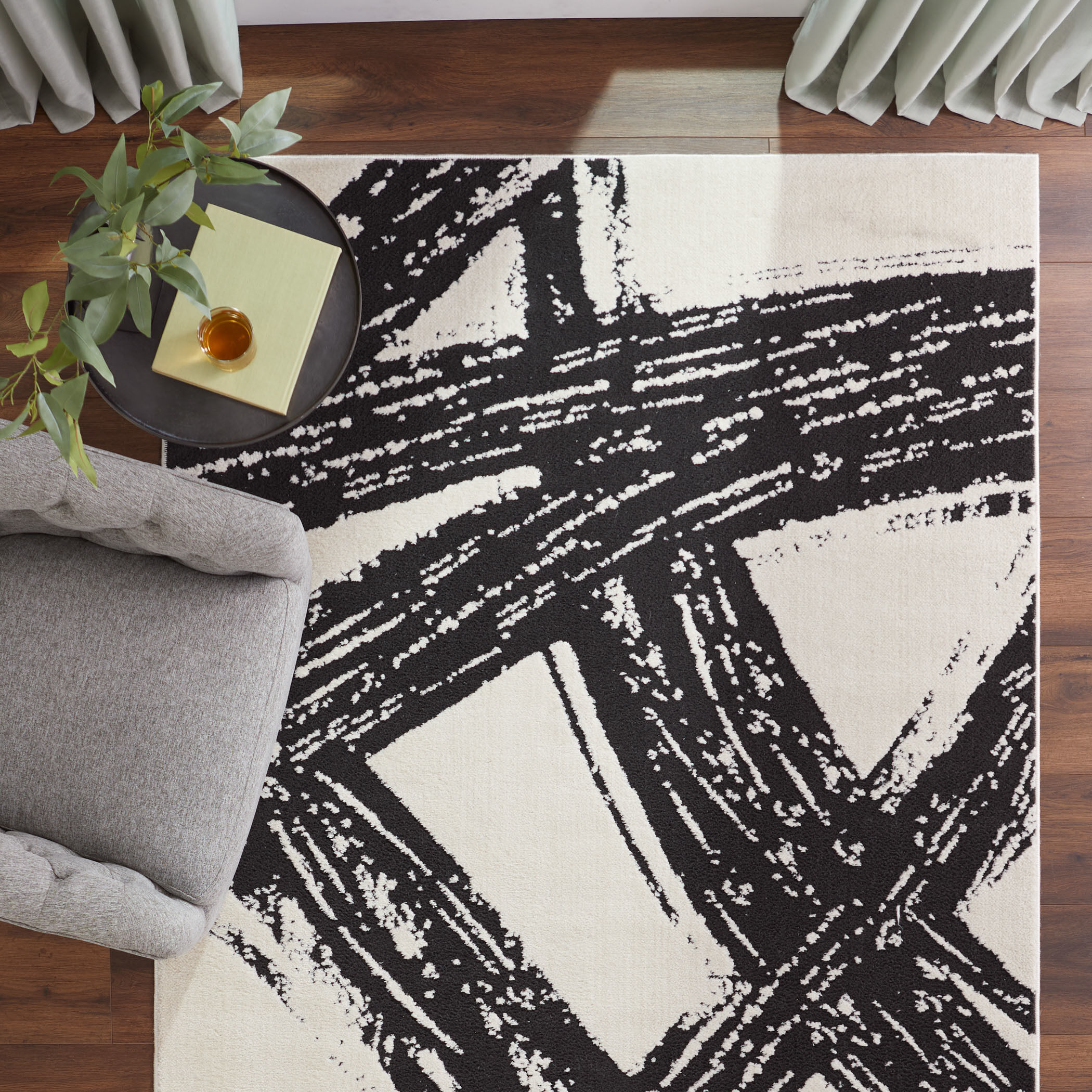 Optika 130 X 94 inch Black/White Rug in 8 x 11