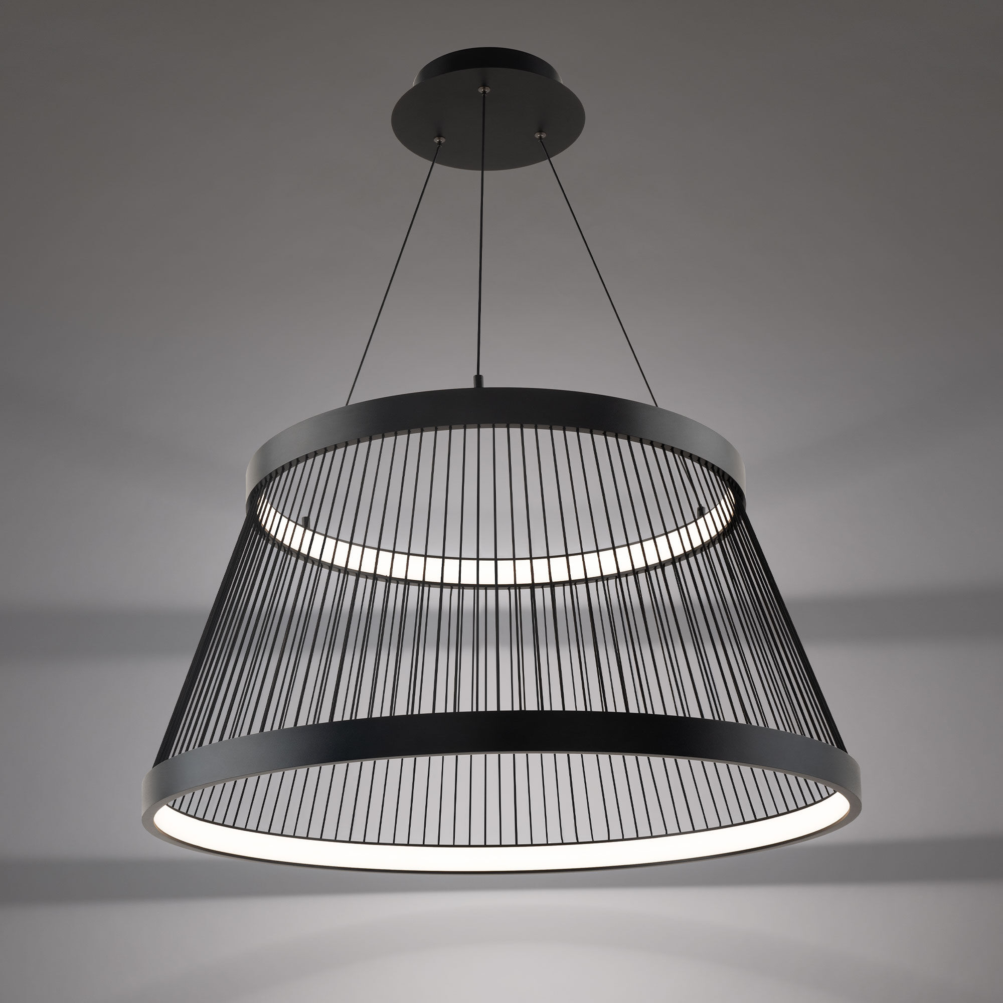 Grohle LED 31.13 inch Black Pendant Ceiling Light in 4000K, dweLED