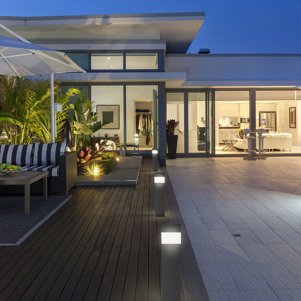 Modern 100V 16.83 watt Matte Black Outdoor Bollards