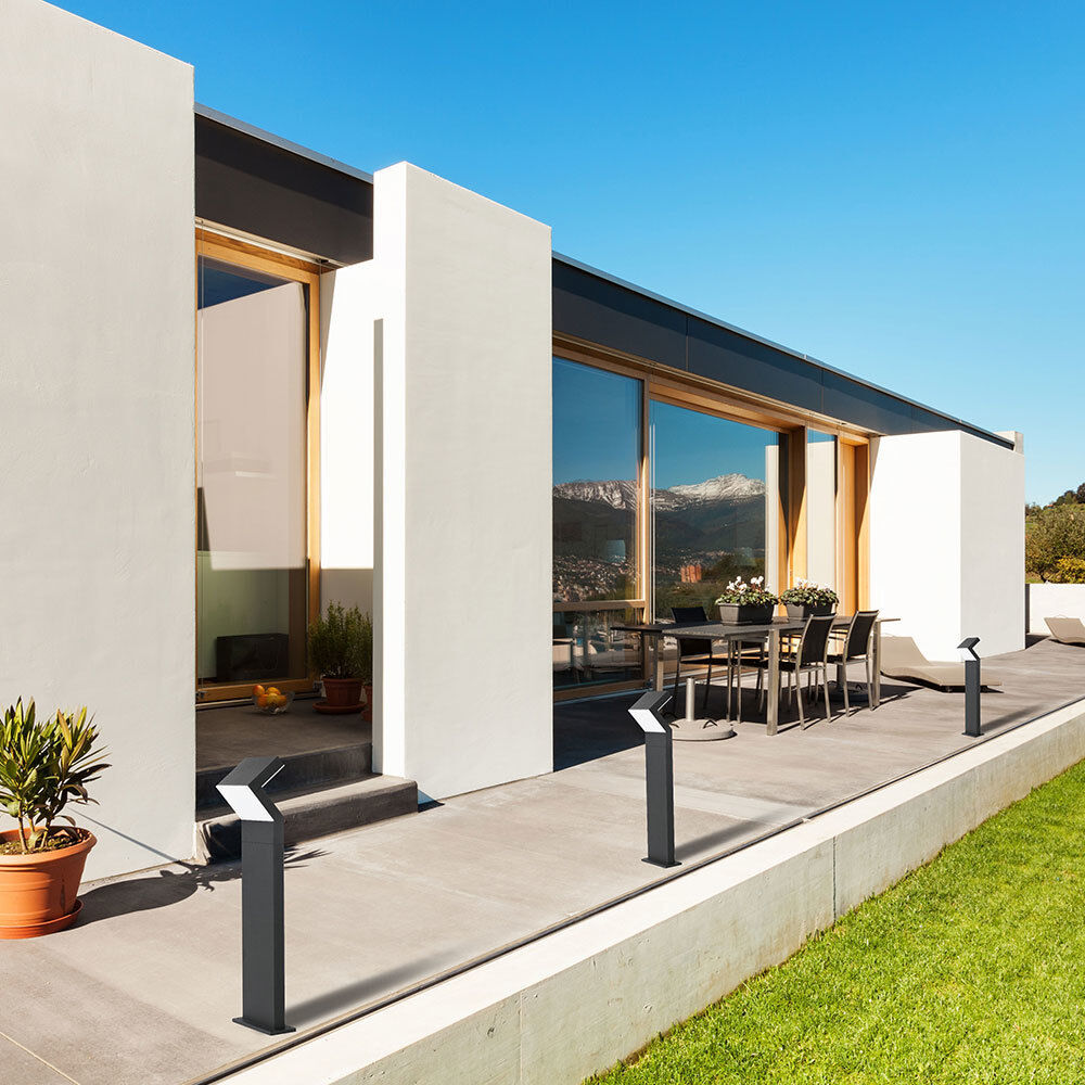 Modern 100V 16.83 watt Matte Black Outdoor Bollards