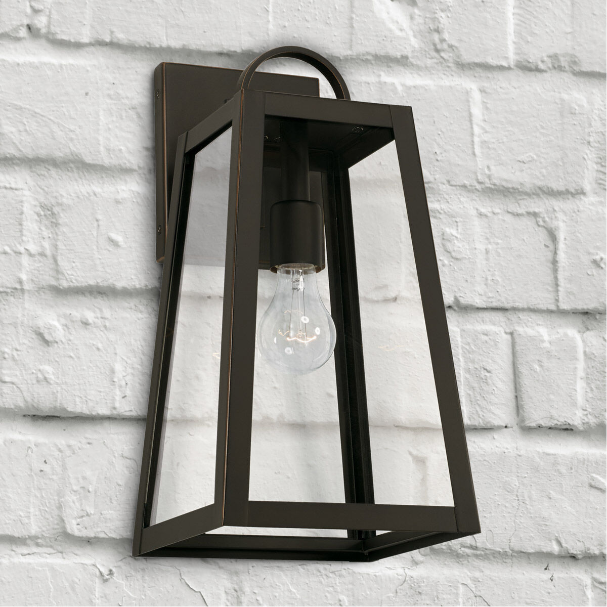 Leighton 1 Light 16 inch Oiled Bronze Outdoor Wall Lantern in Incandescent
