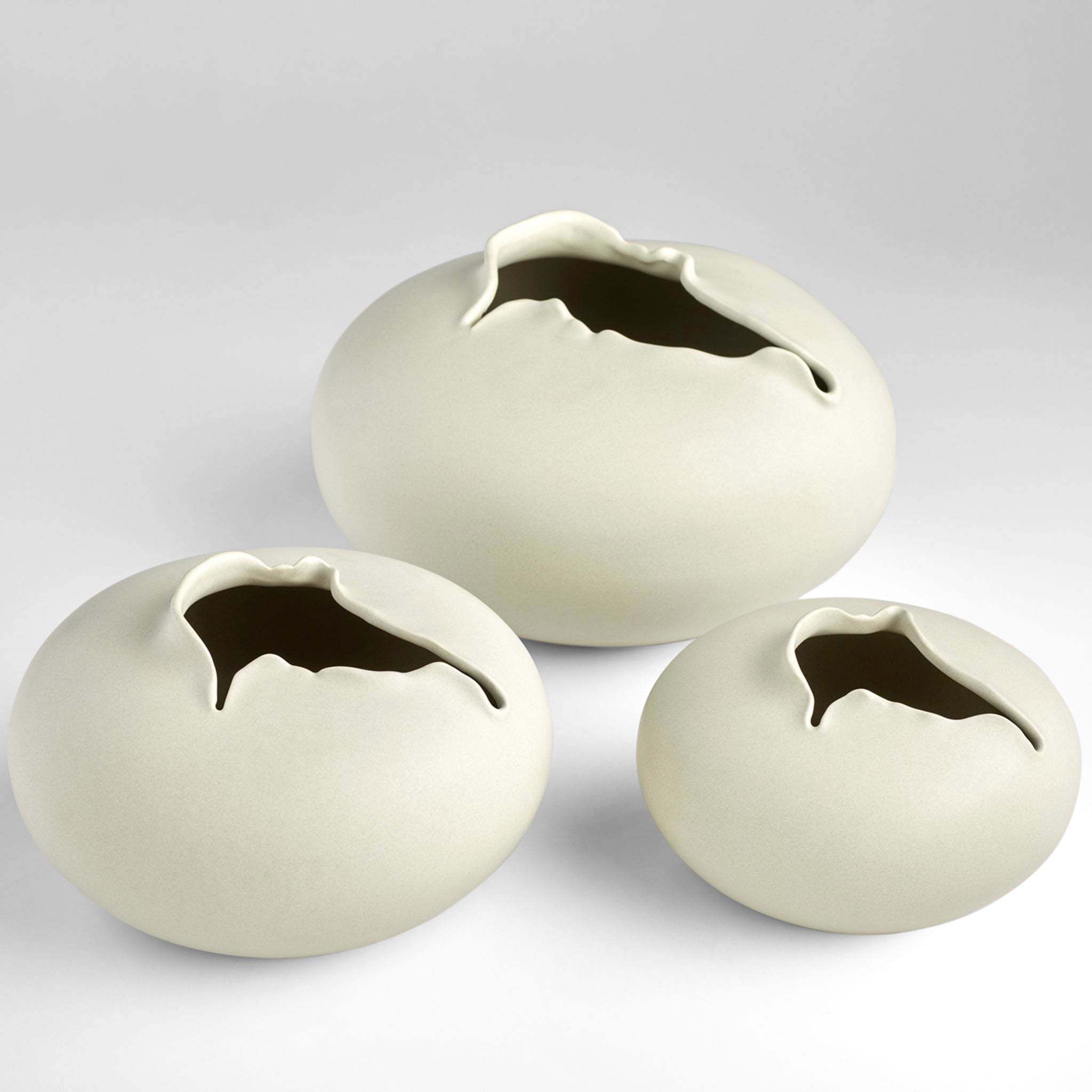 Tambora 8 X 5 inch Vase, Small