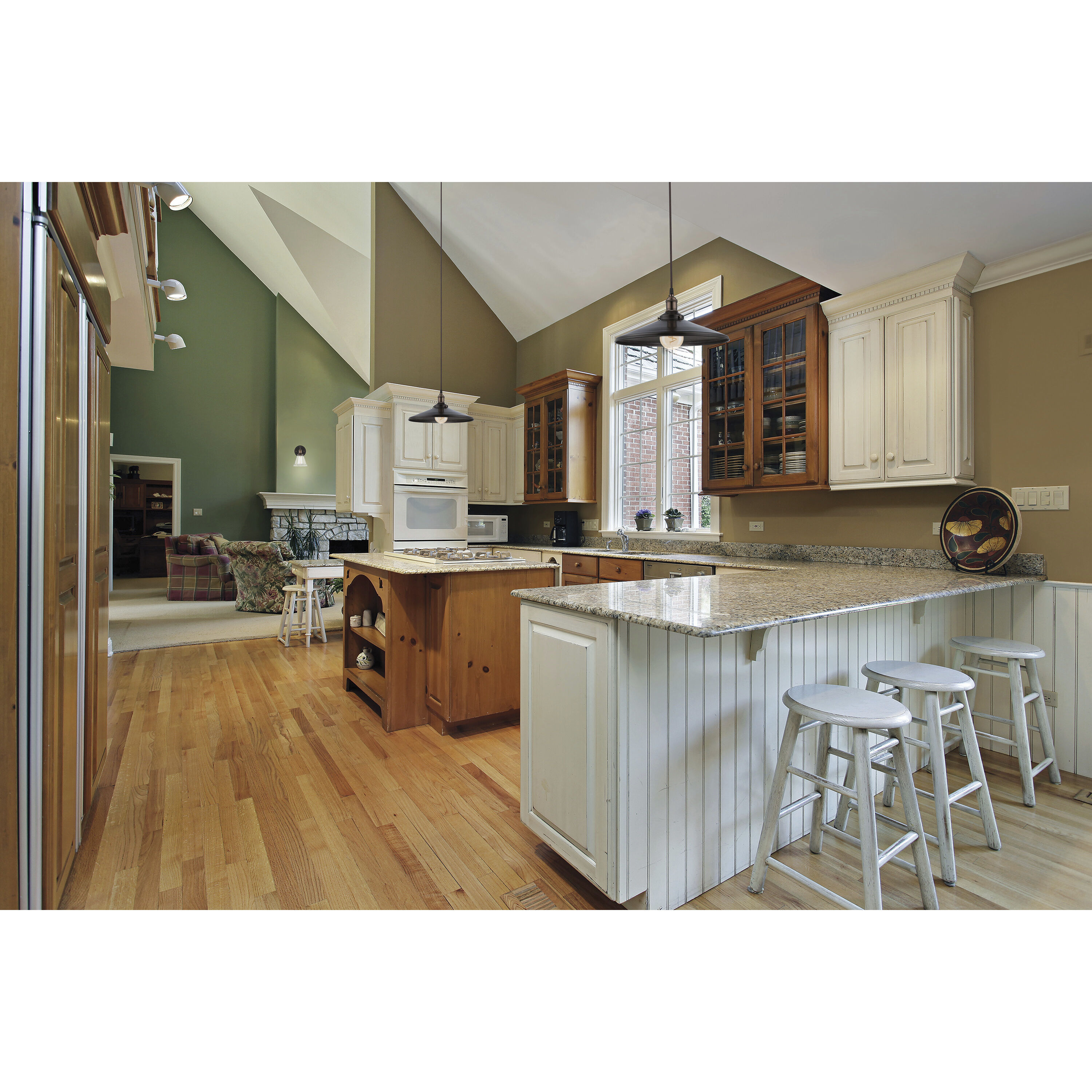 Lumos LED A19 E26 5.5 watt 120 2000K LED, LED Filament