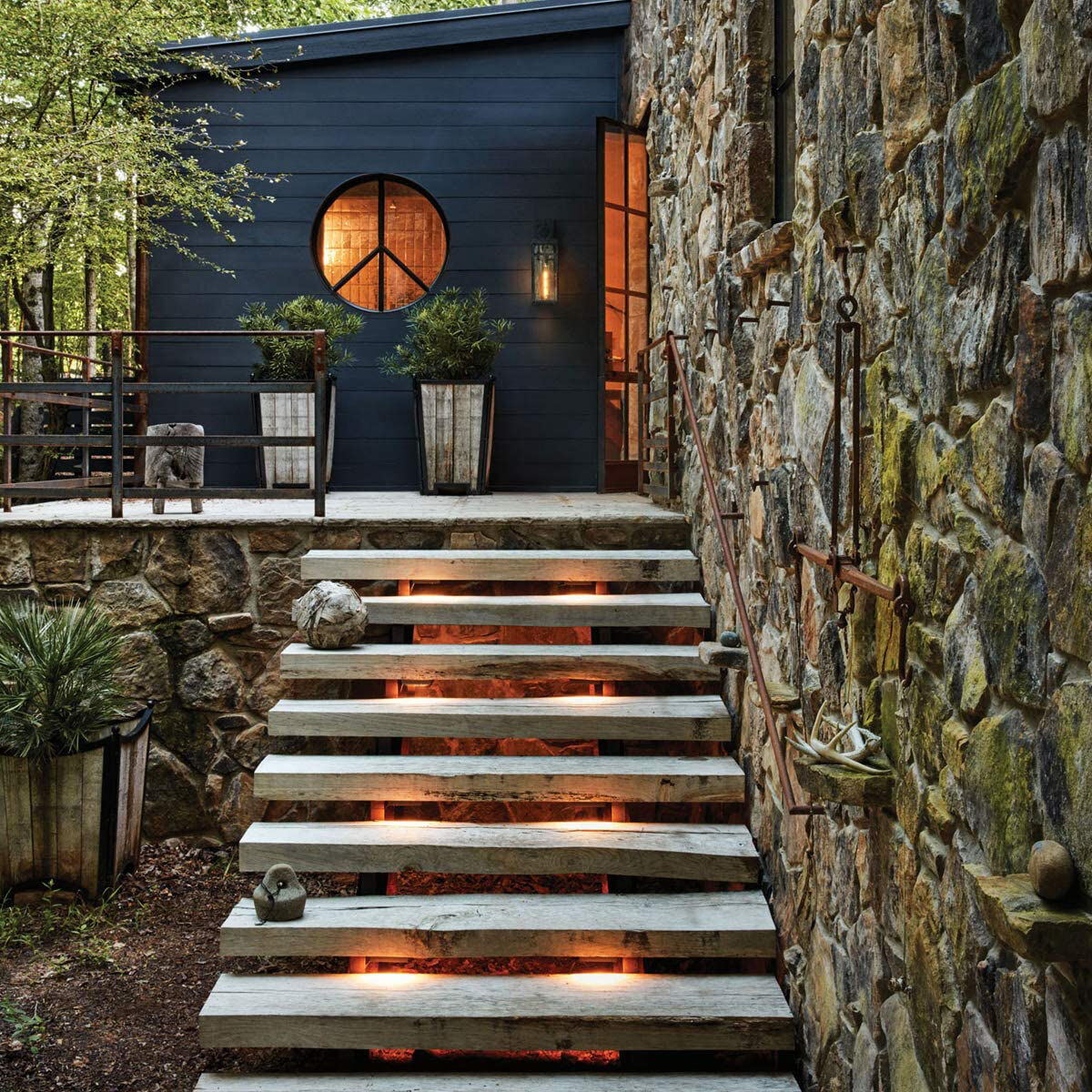 Hardy Island Bravo 12v 1.90 watt Matte Bronze Landscape Deck and Patio