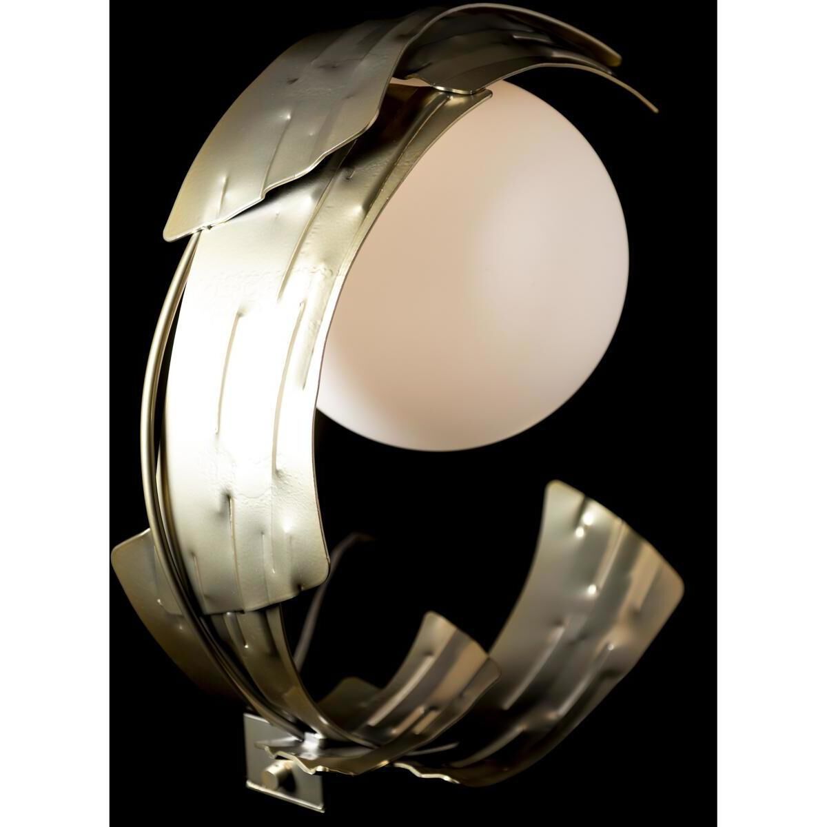 Crest 19.8 inch 5 watt Modern Brass Table Lamp Portable Light